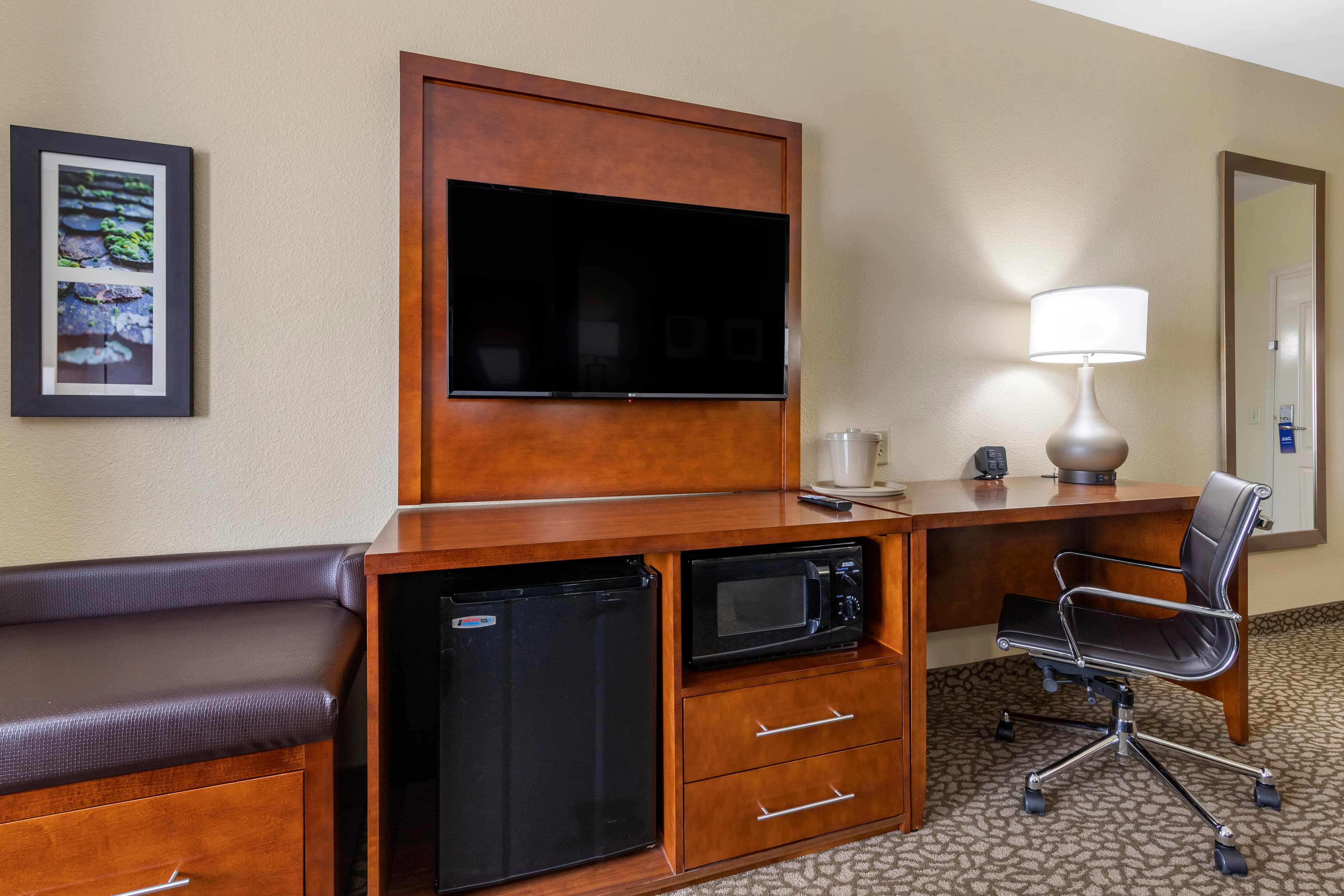 Comfort Suites Florence I-95 — 15