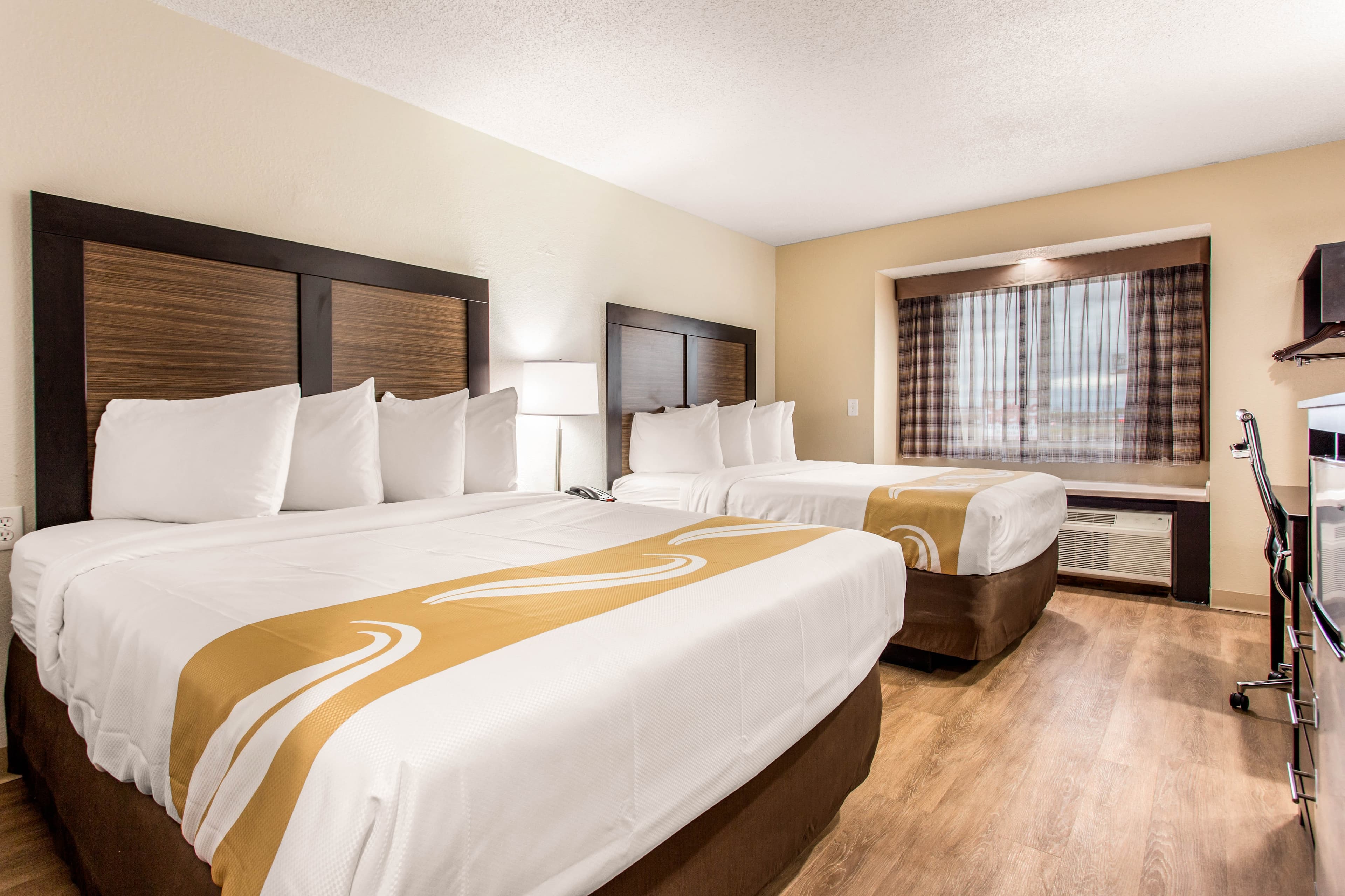 Quality Inn & Suites Myrtle Beach near Outlets — 8
