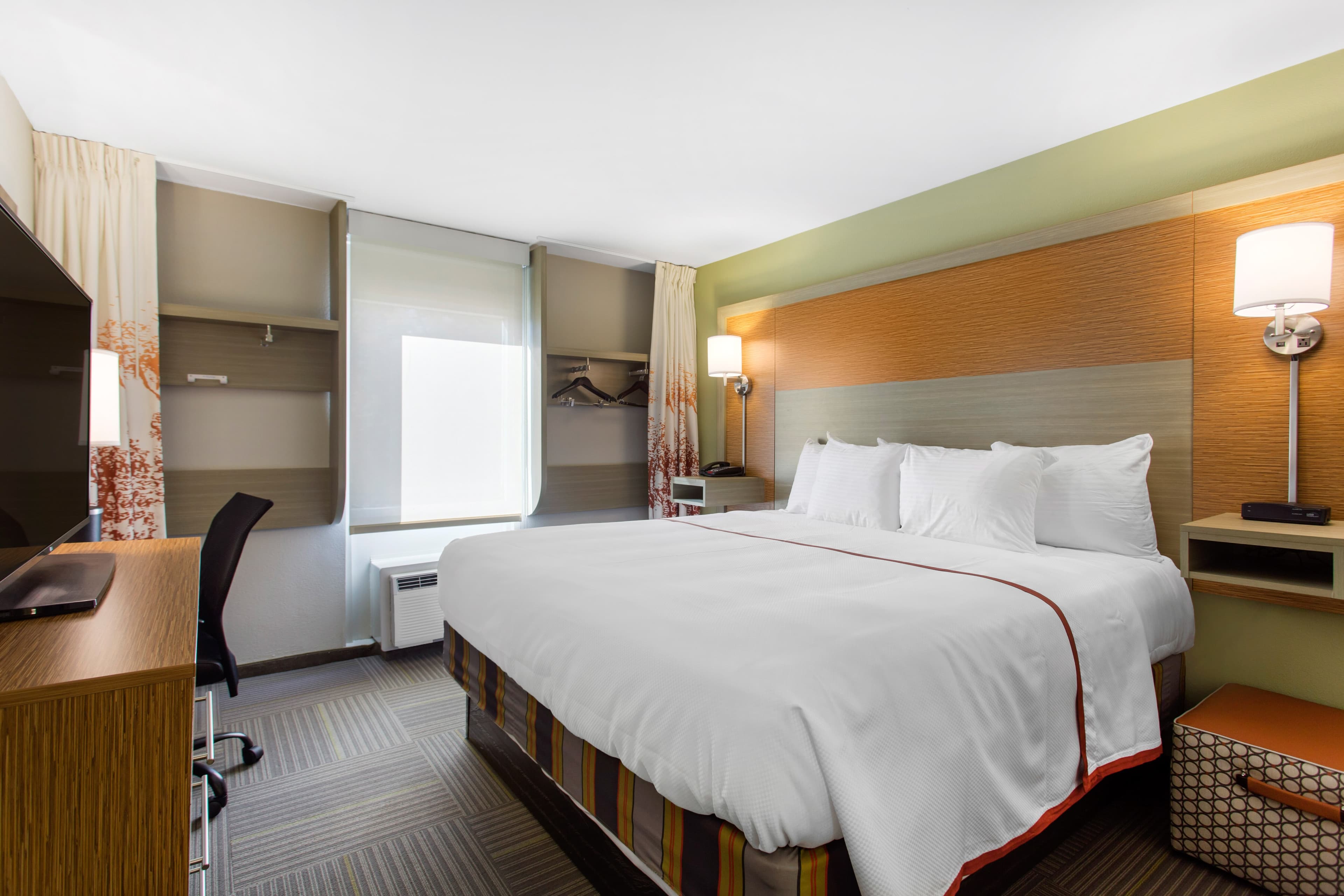 Gallus Stadium Park Inn, an Ascend Collection Hotel — 6