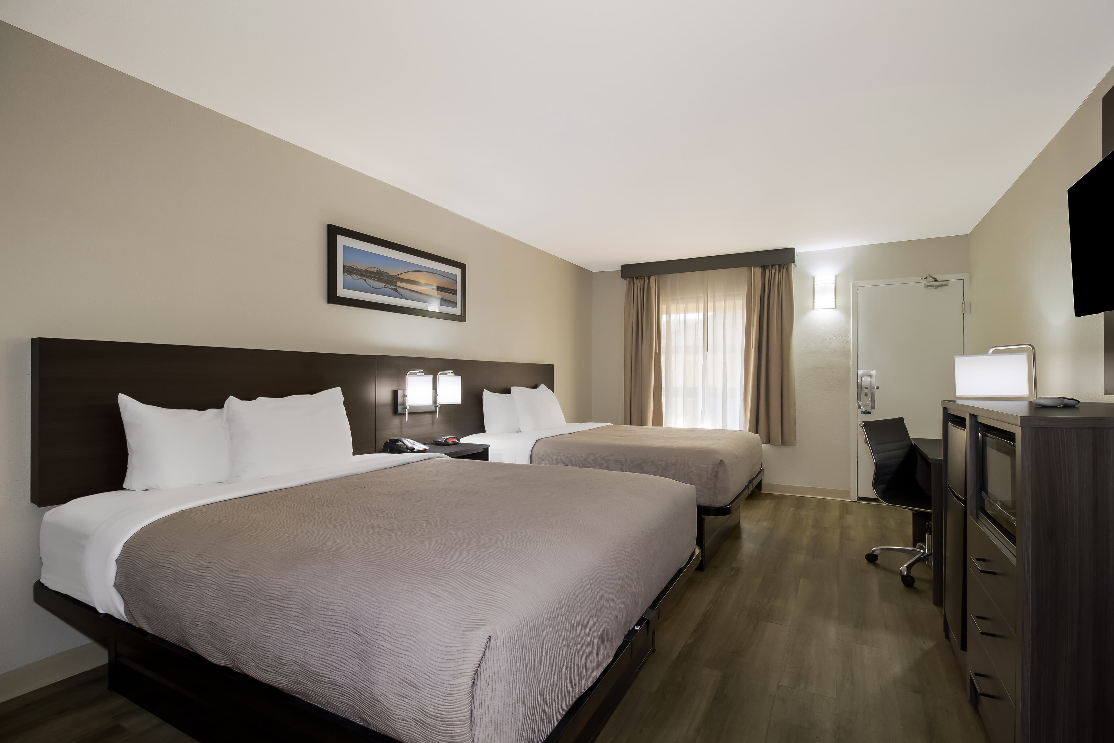 Quality Inn Coliseum - Image 2