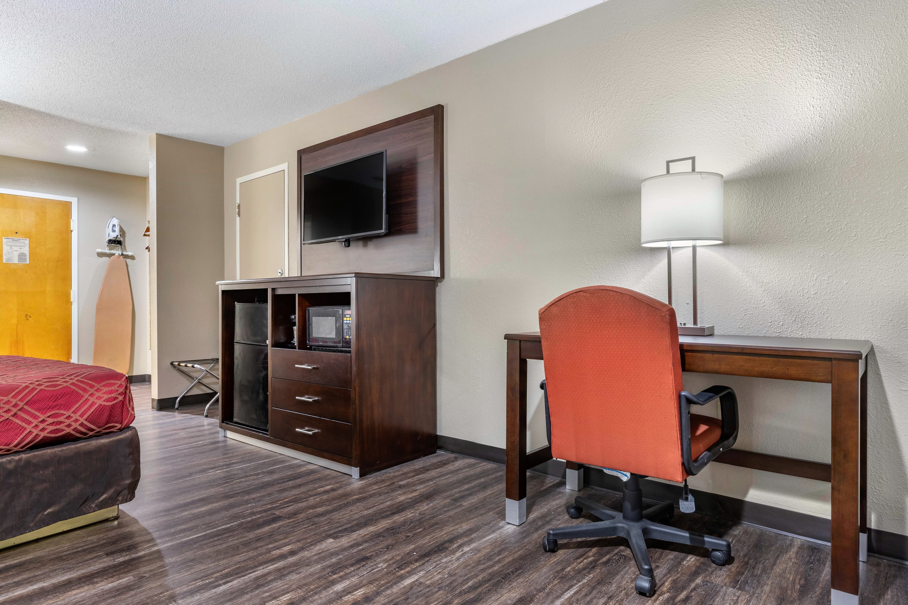 Econo Lodge Florence - Darlington — 10