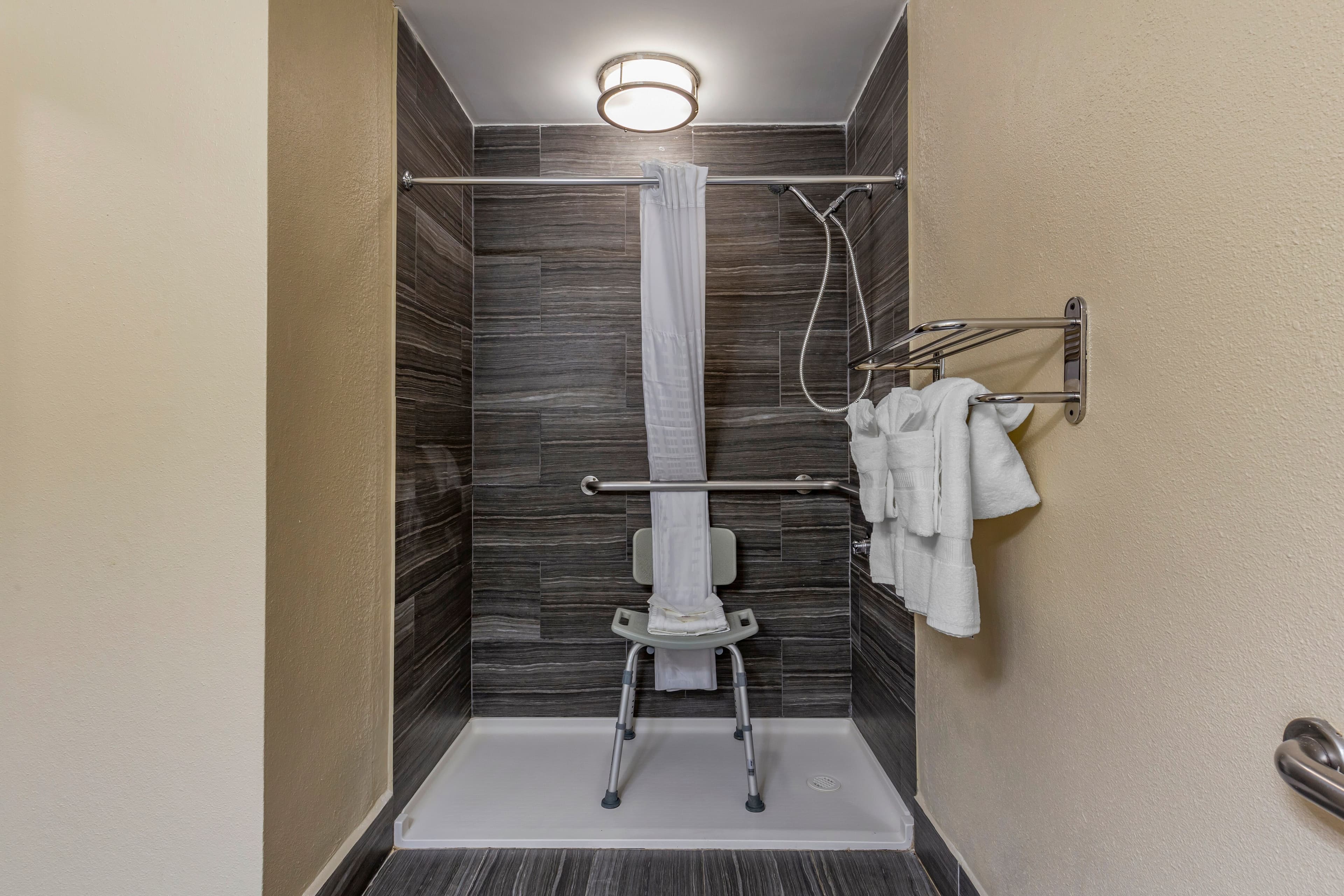 Comfort Inn Fort Mill Amusement Park at Carowinds Blvd - Image 5