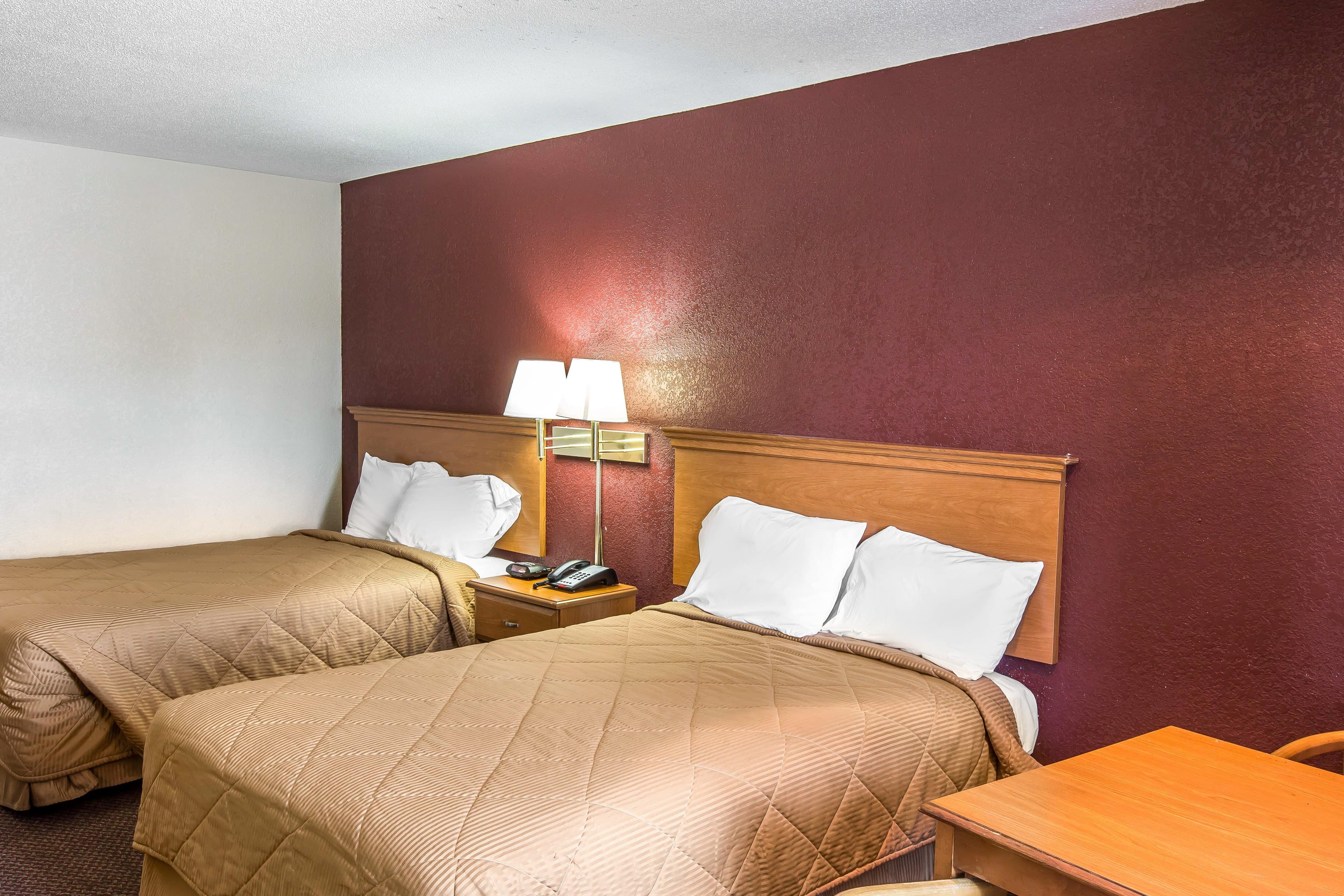 Rodeway Inn Expo Center - Image 2