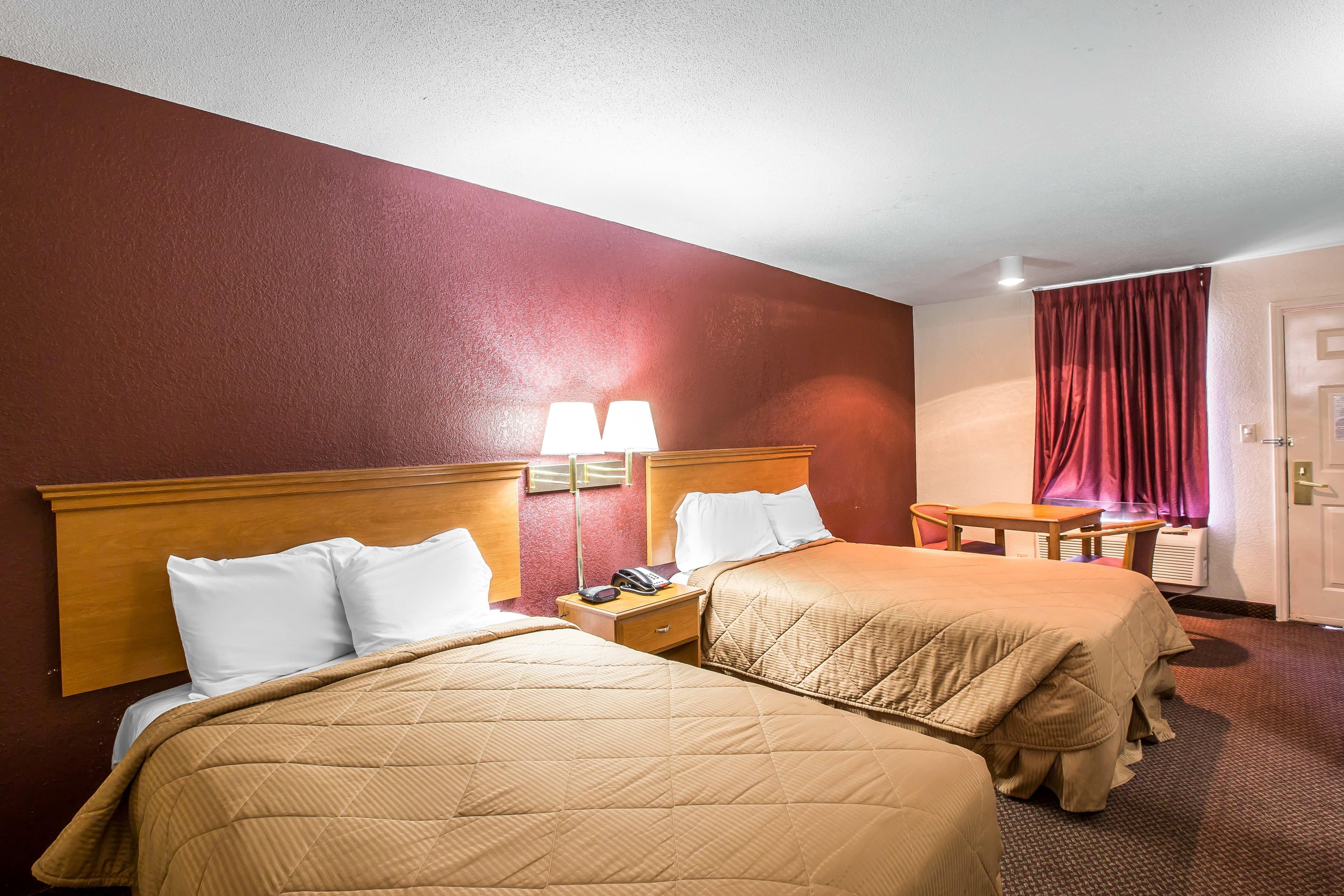 Rodeway Inn Expo Center - Image 5
