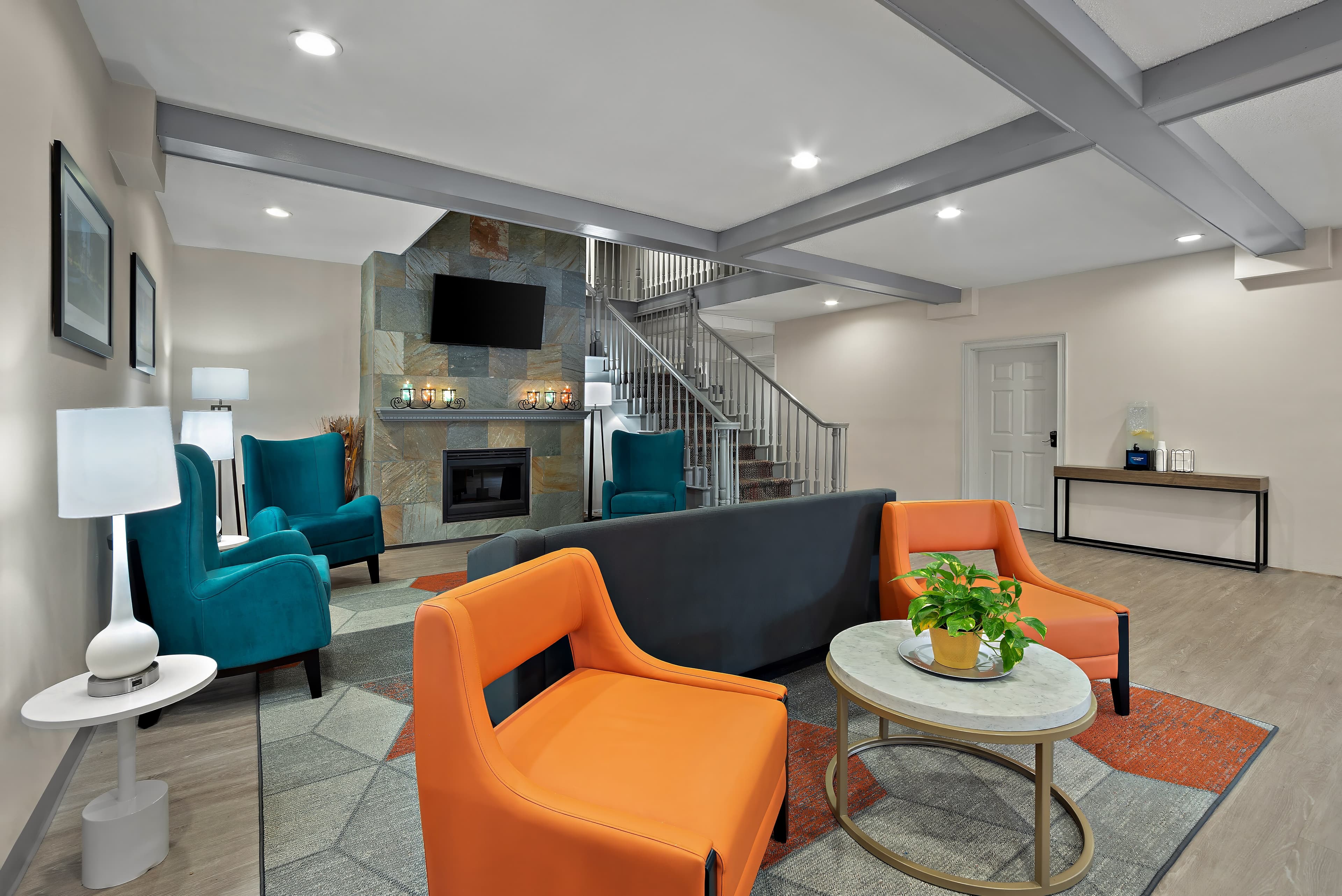 Comfort Inn & Suites Santee I-95 - Image 1