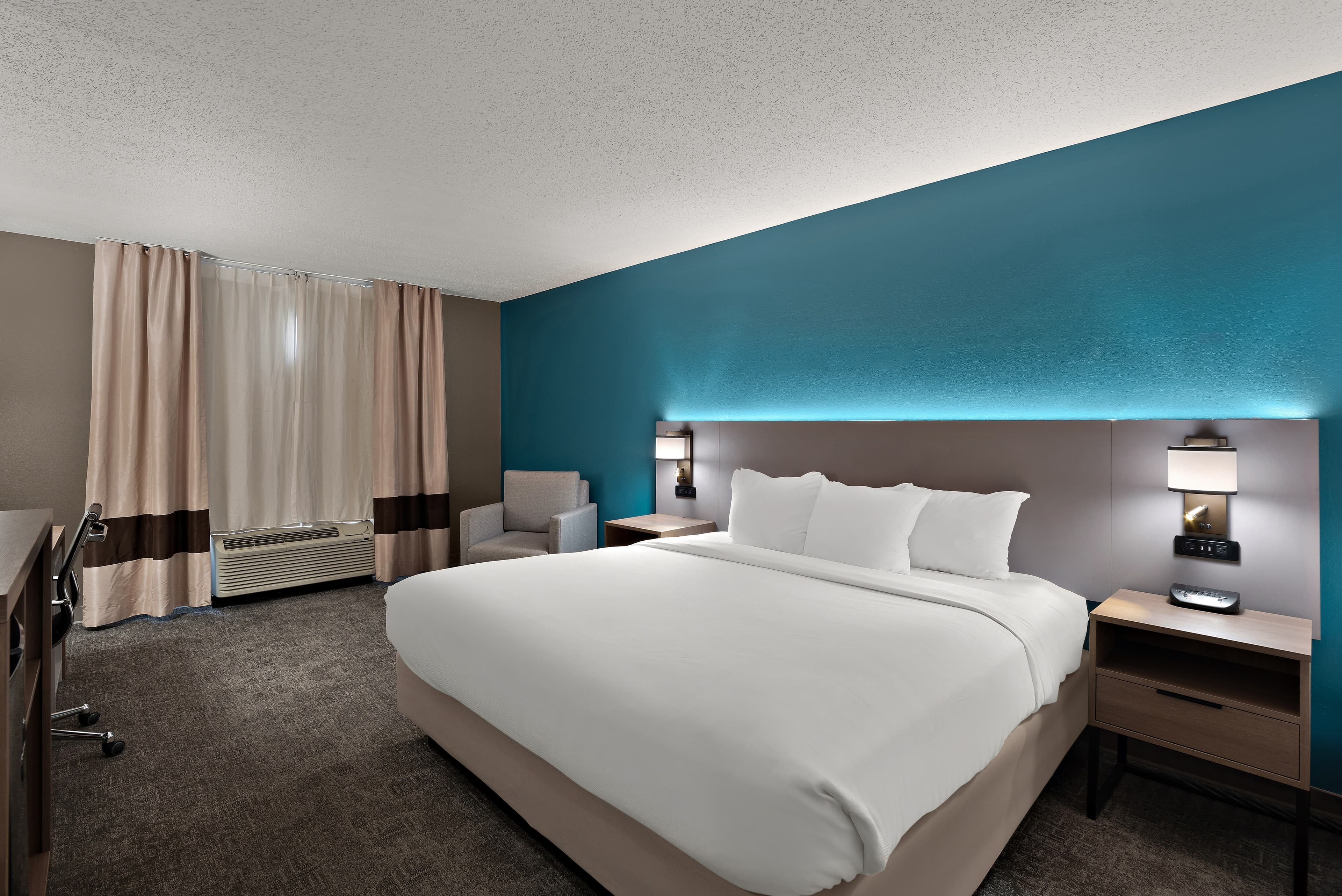 Comfort Inn & Suites Santee I-95 - Image 3