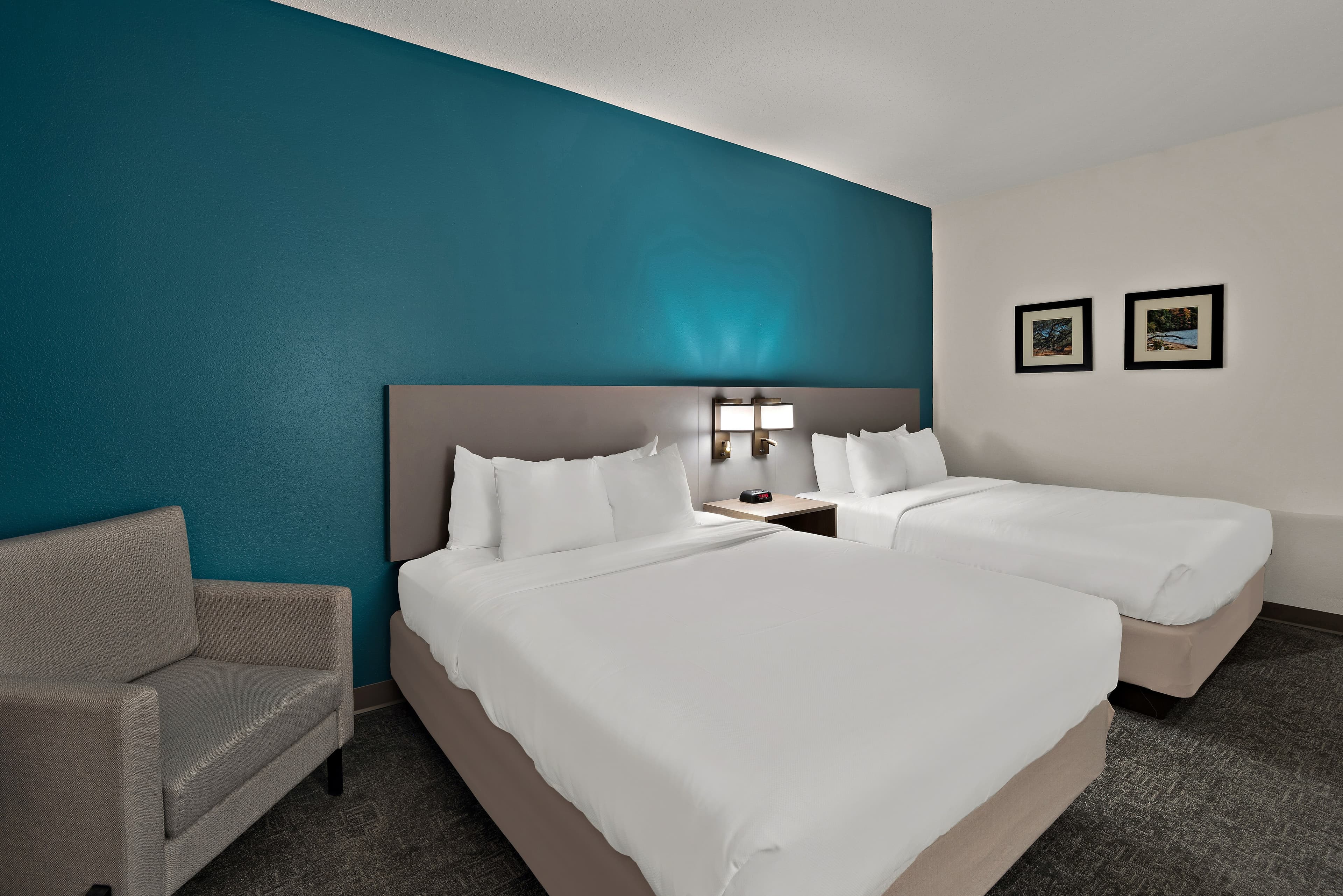 Comfort Inn & Suites Santee I-95 — 7
