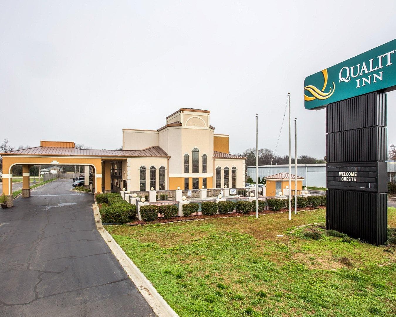 Quality Inn Bennettsville - Image 1