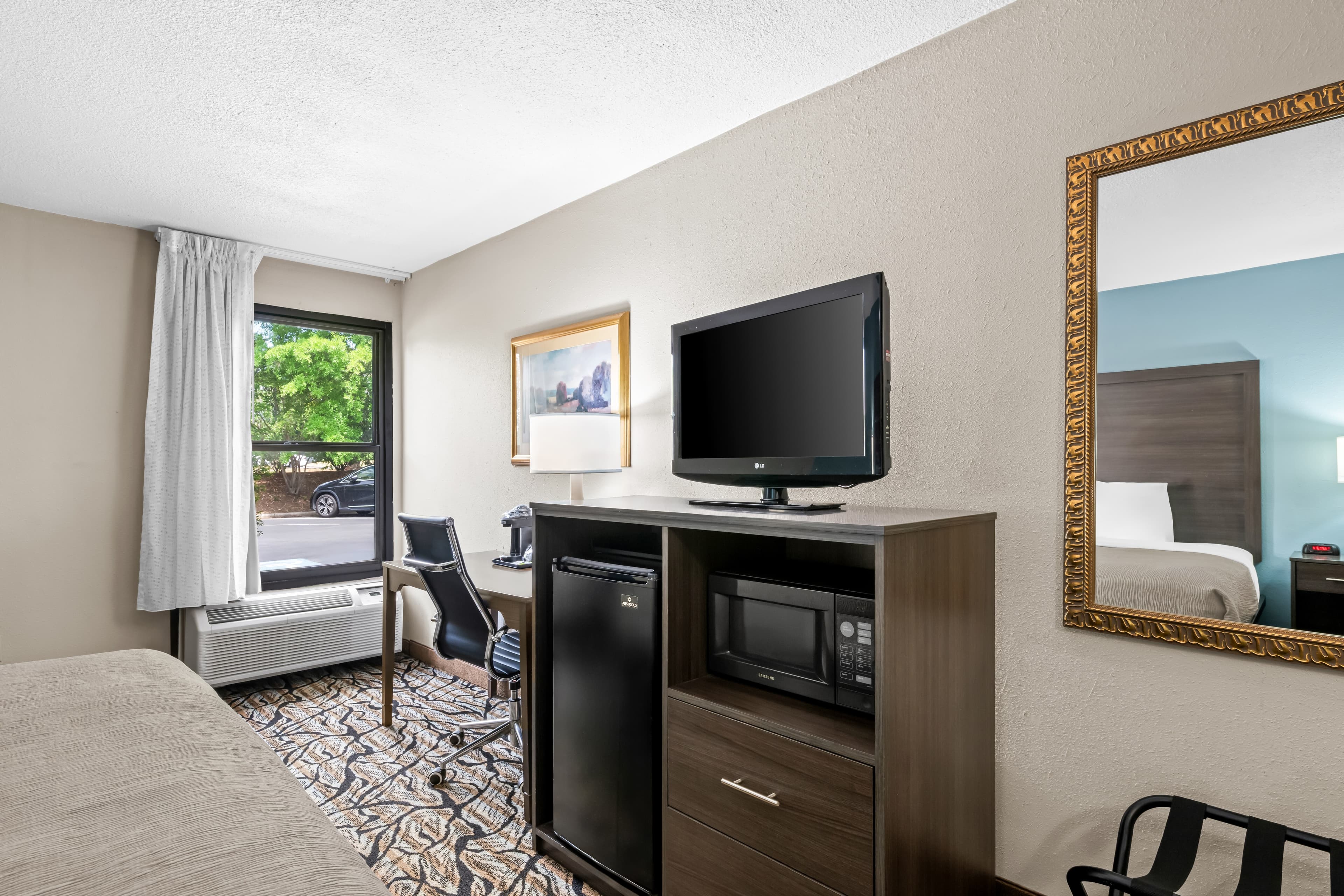 Quality Inn Fort Mill near Carowinds Blvd. — 7