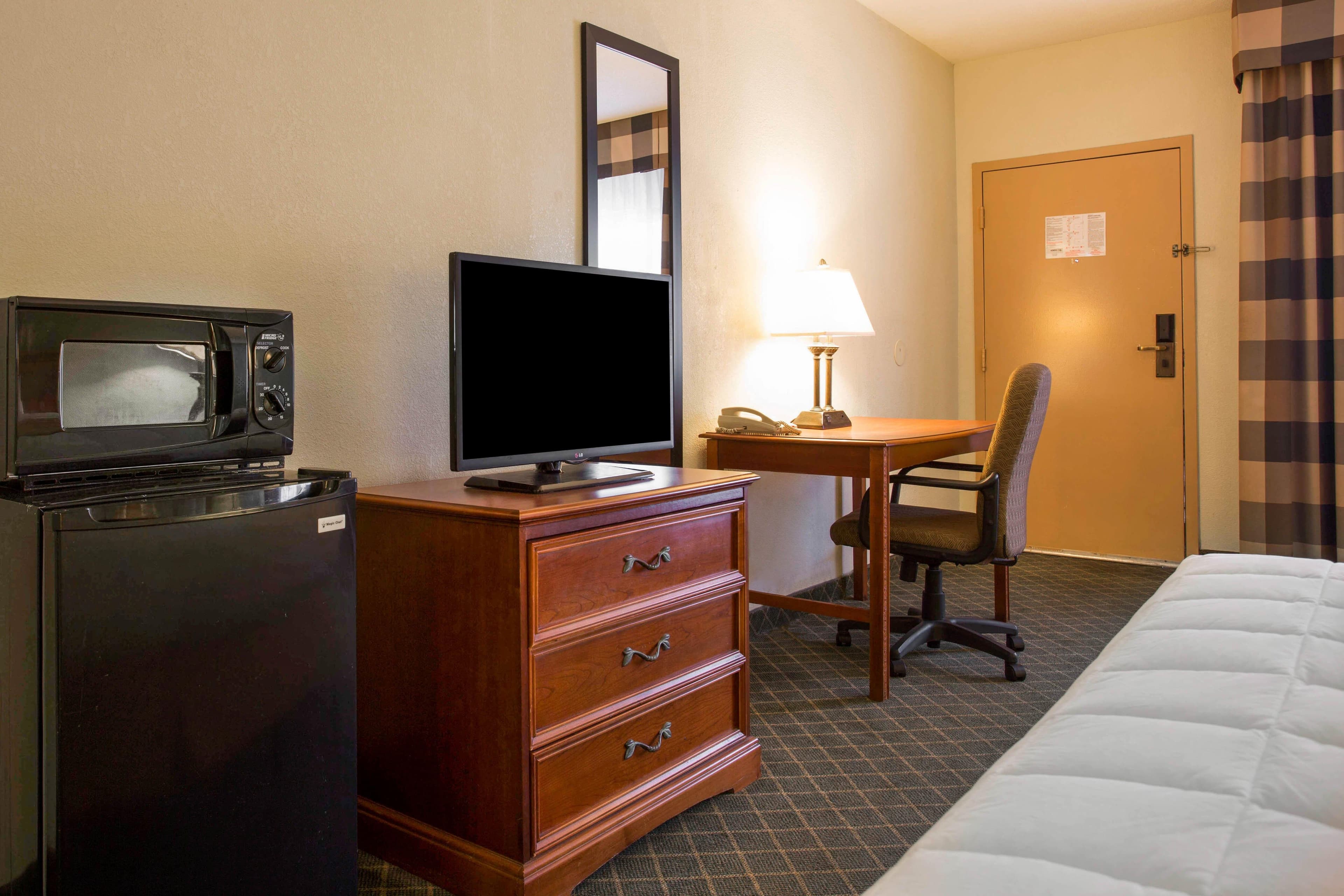 Clarion Inn & Suites Aiken South — 18