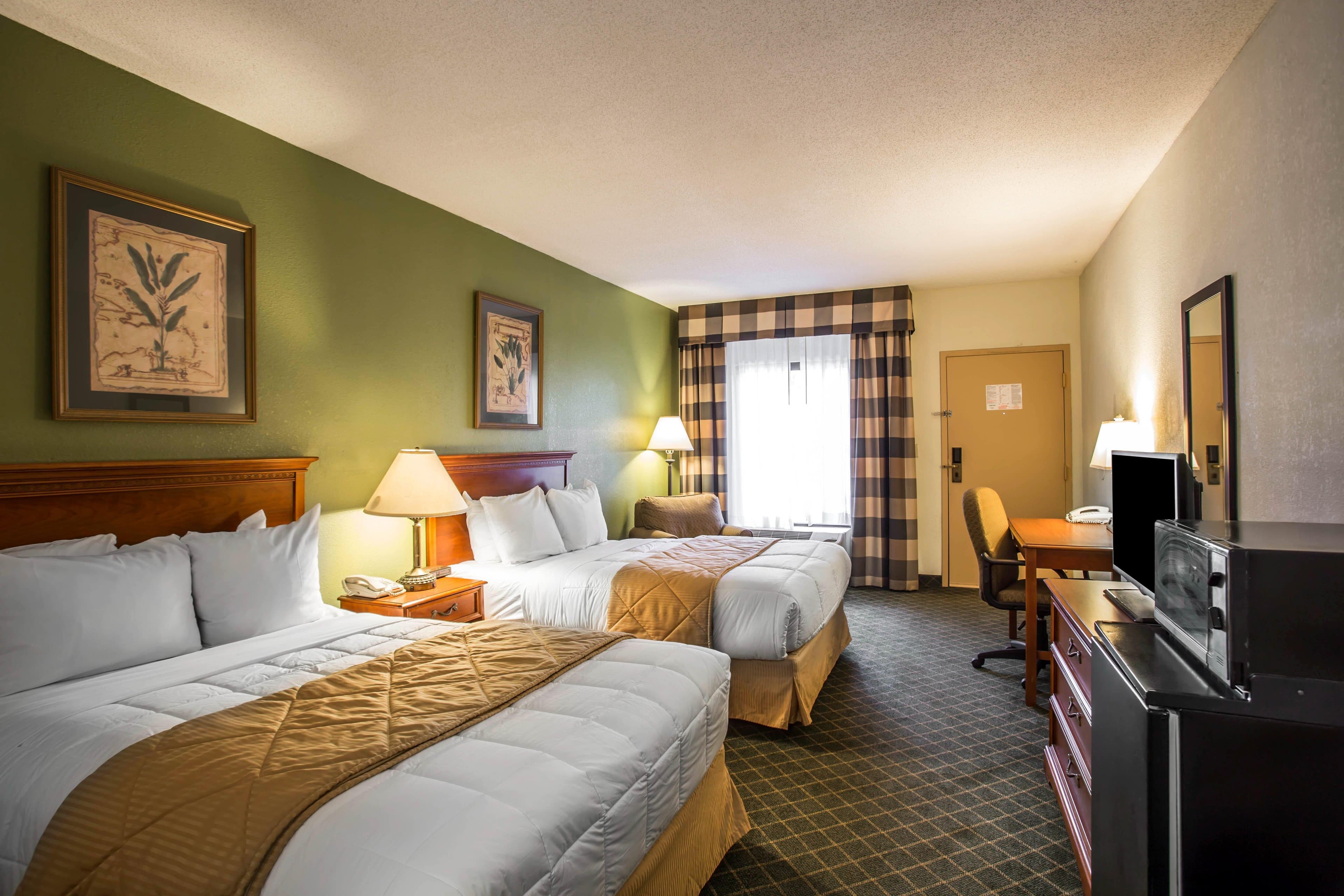 Clarion Inn & Suites Aiken South — 14