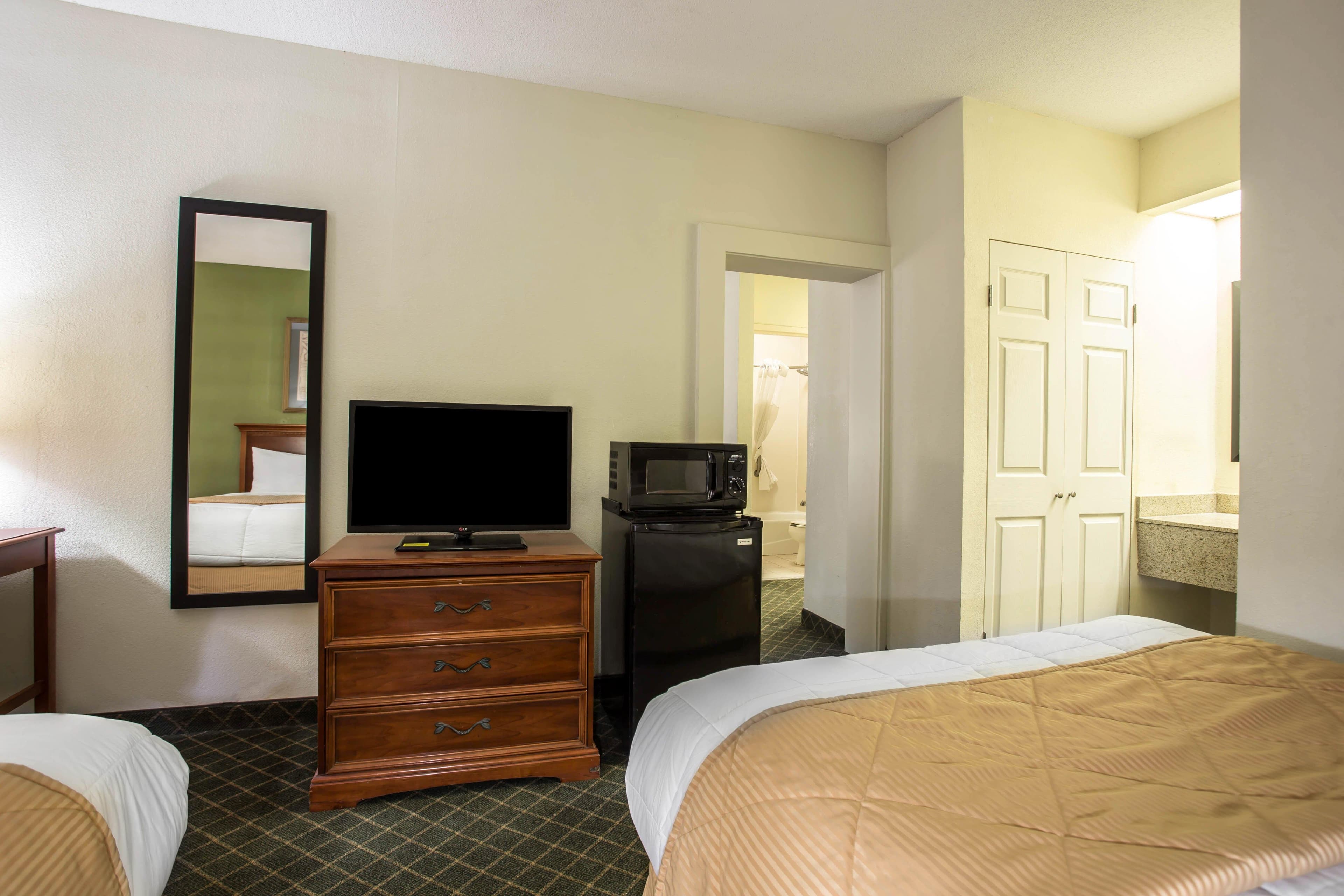 Clarion Inn & Suites Aiken South — 21