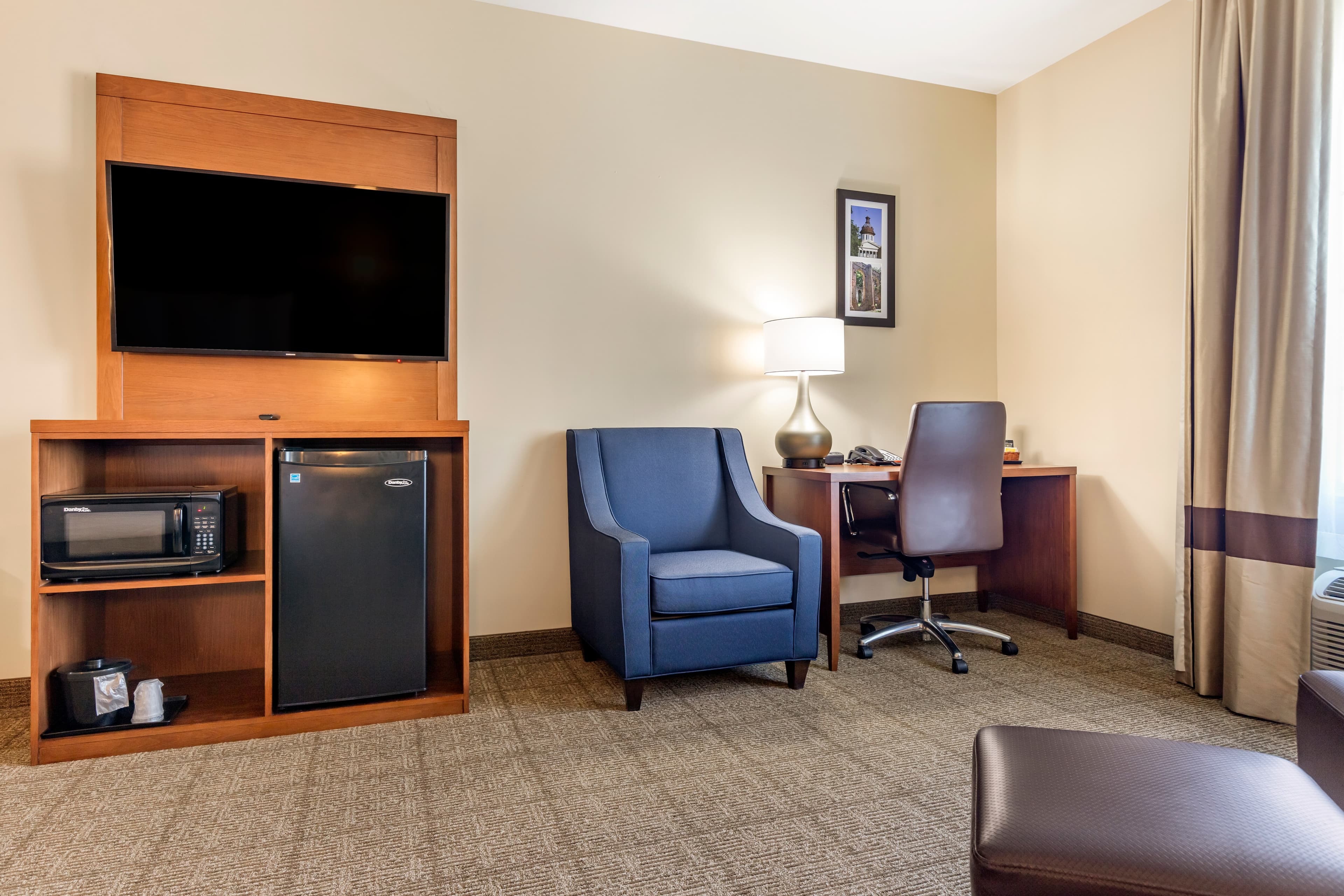 Comfort Inn & Suites Orangeburg — 8
