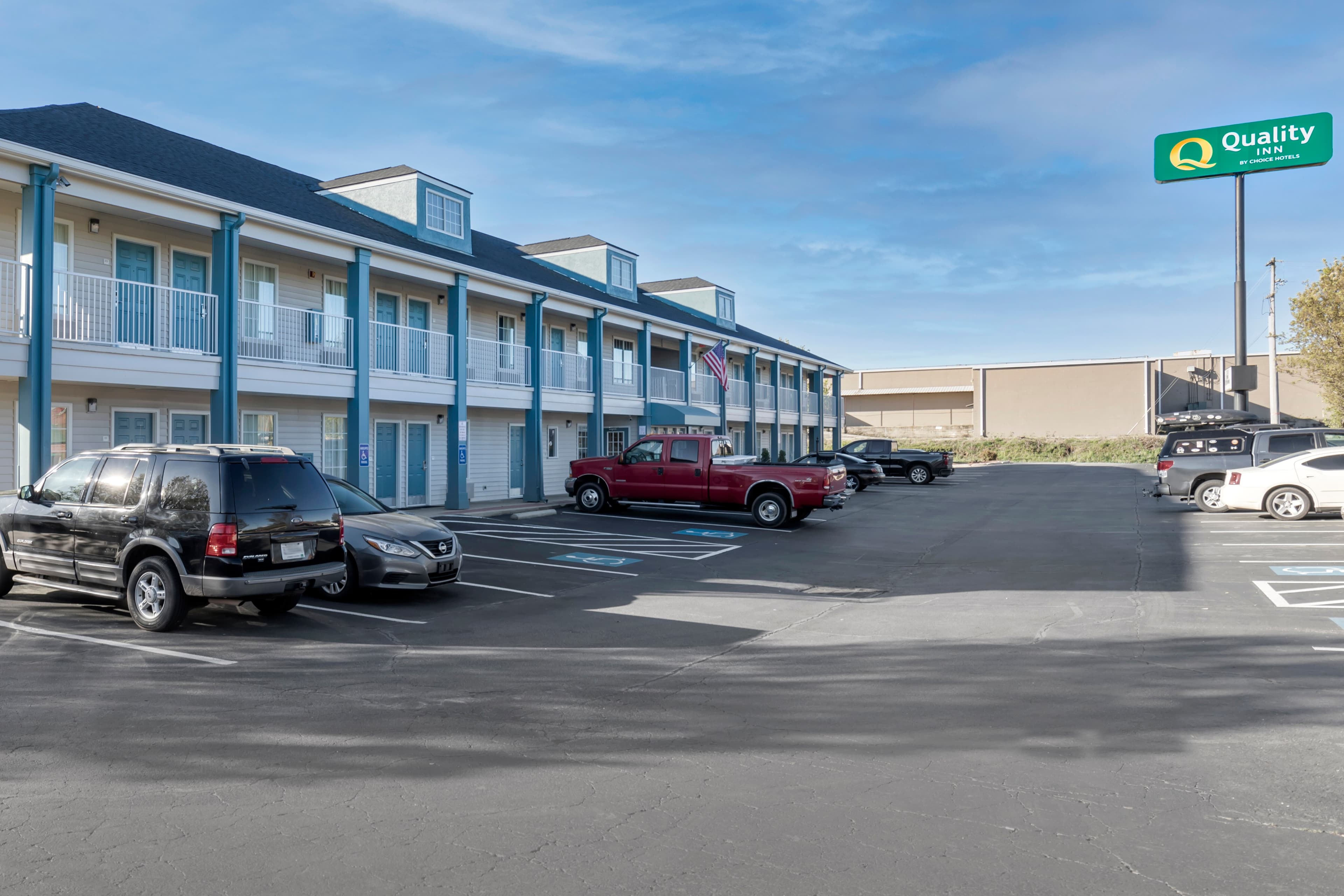 Quality Inn Seneca US-123 - Image 1