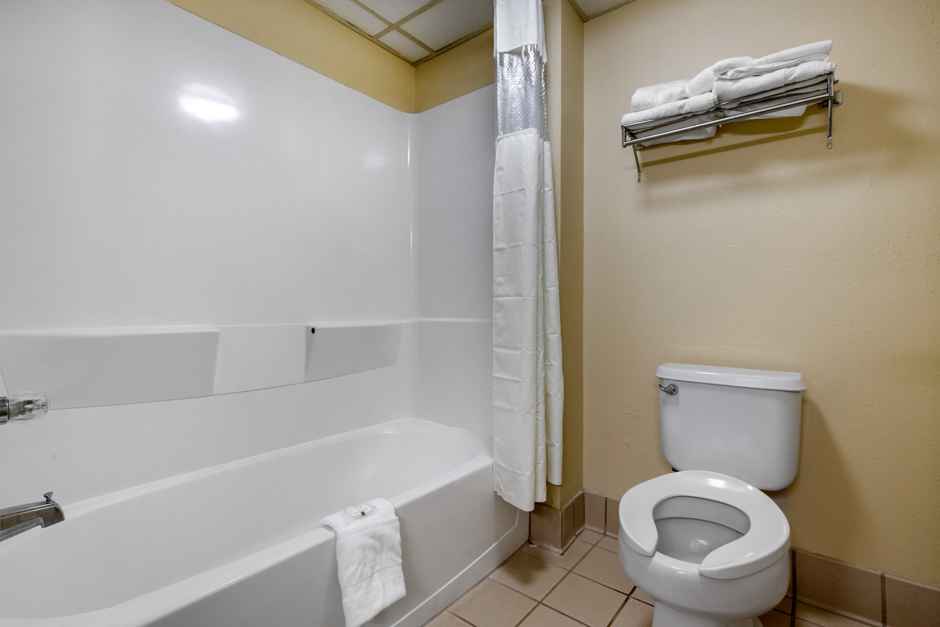 Quality Inn Kingstree North — 12