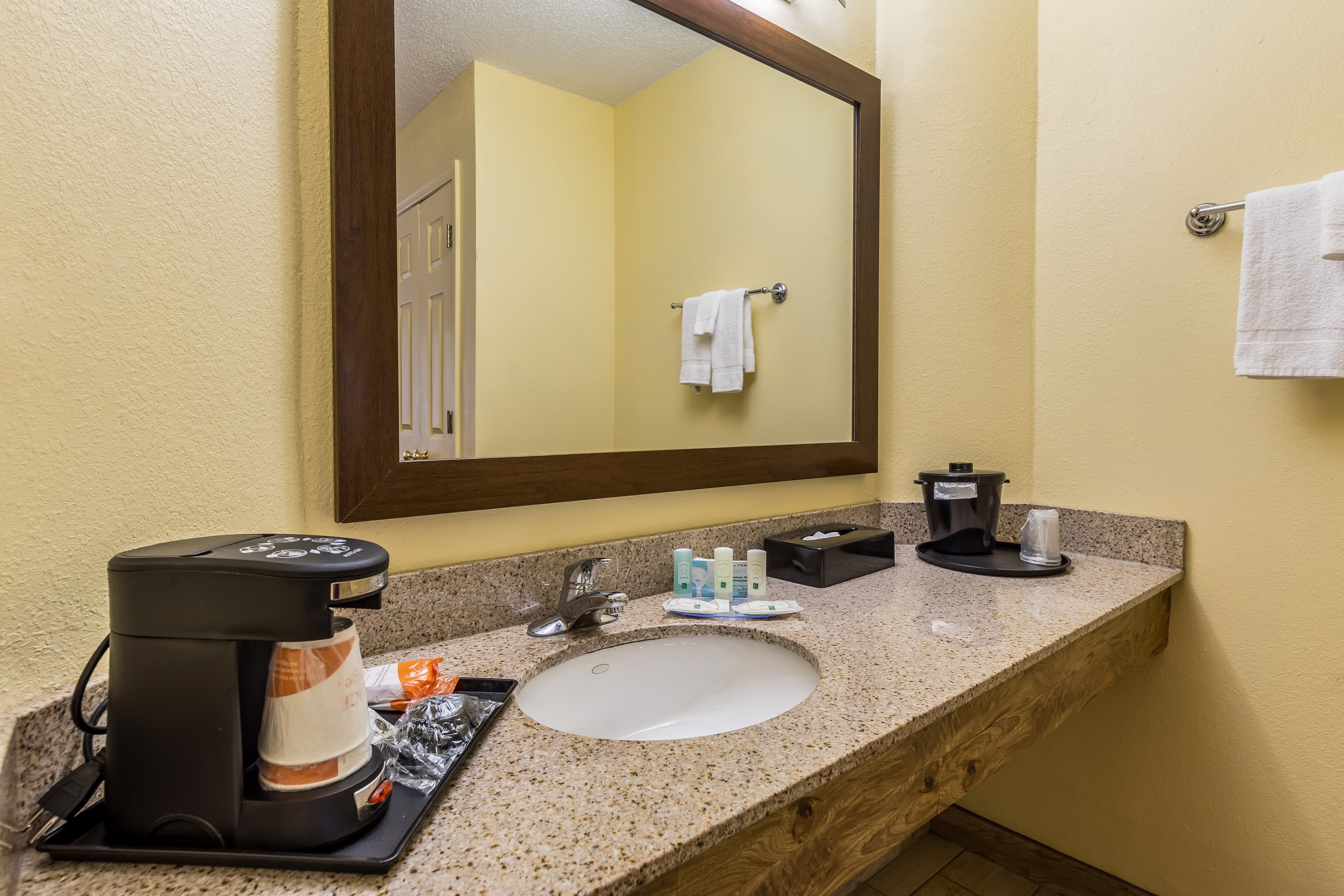 Quality Inn Clemson near University - Image 4