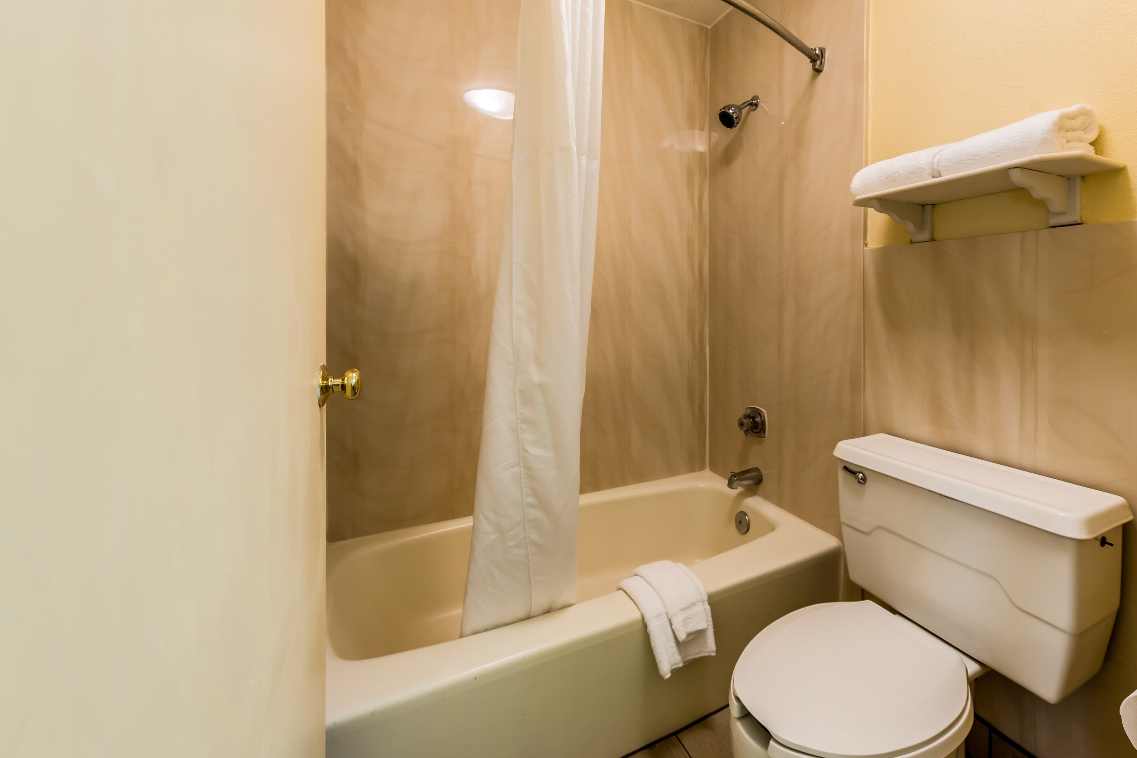 Quality Inn Clemson near University - Image 5