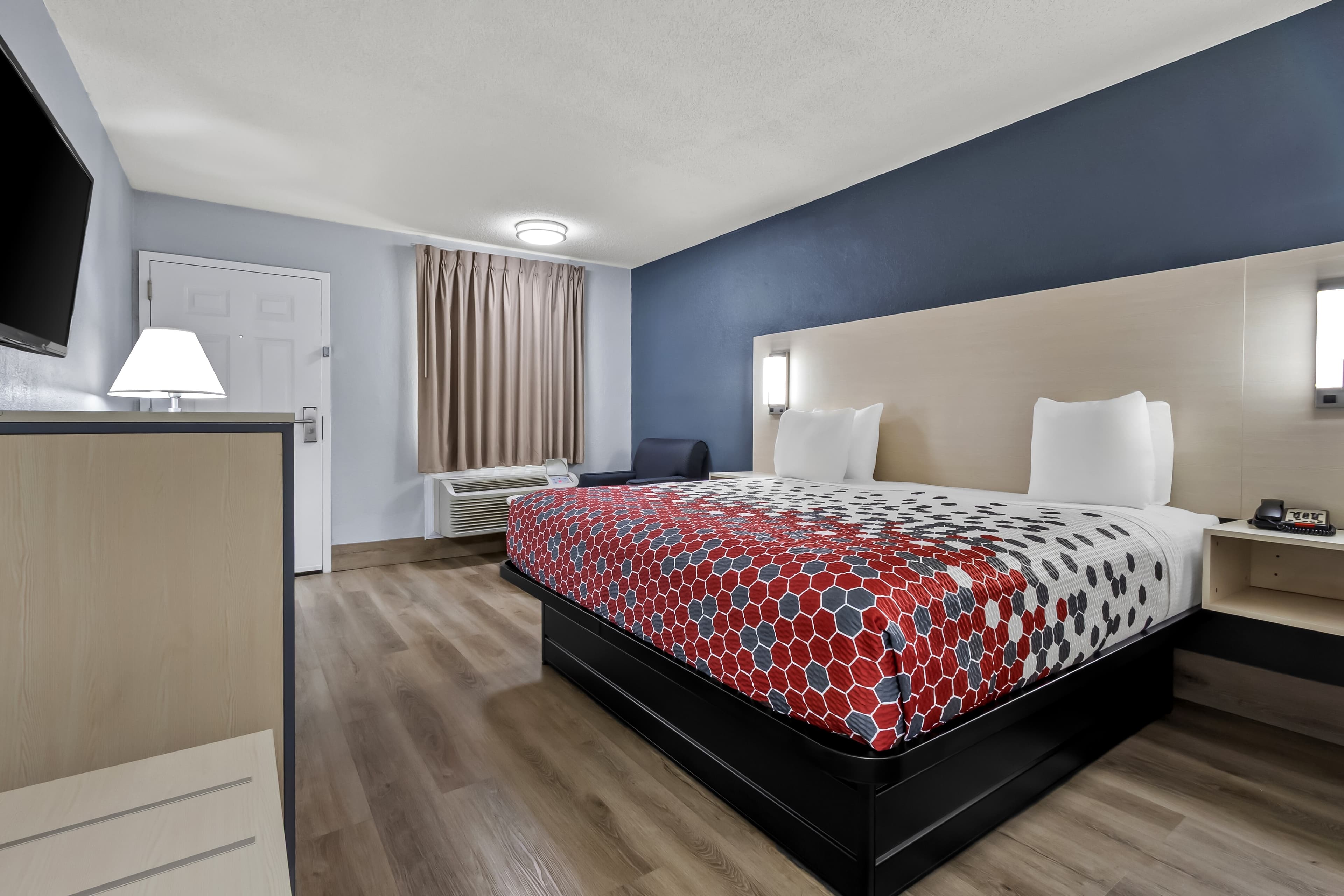 Econo Lodge Inn & Suites Cayce I-26 Airport — 12