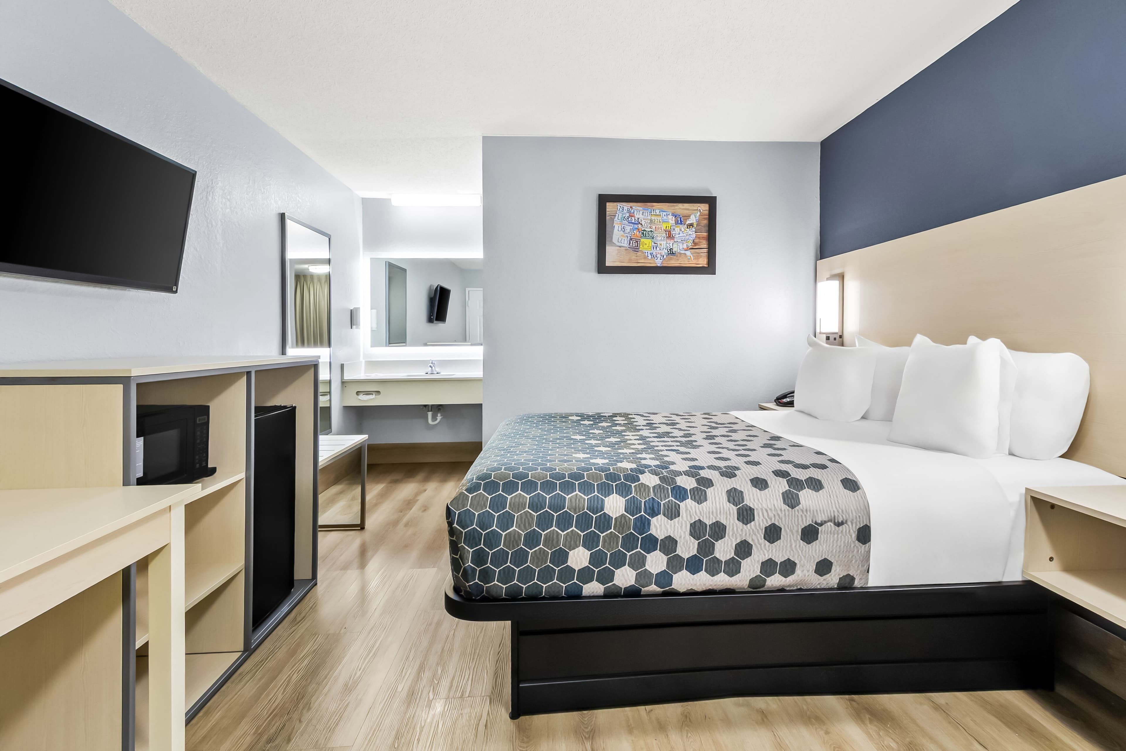Econo Lodge Inn & Suites Cayce I-26 Airport — 18