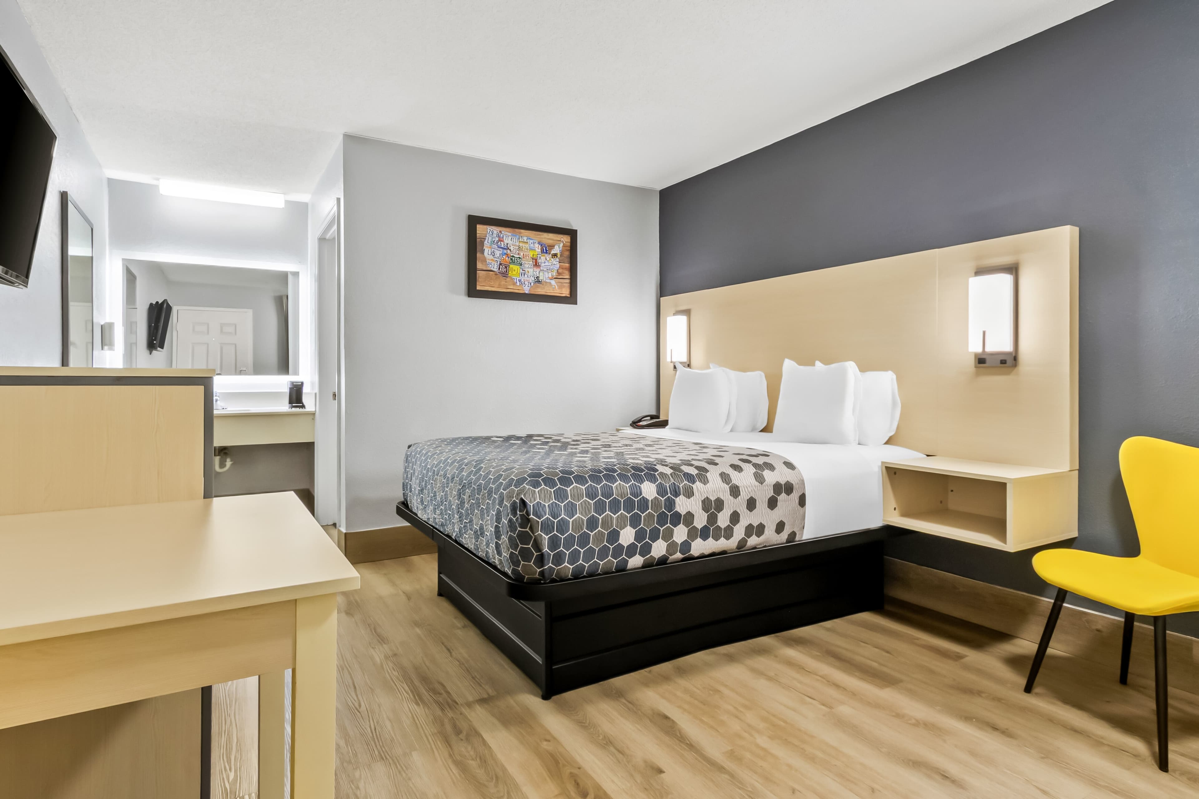 Econo Lodge Inn & Suites Cayce I-26 Airport — 19