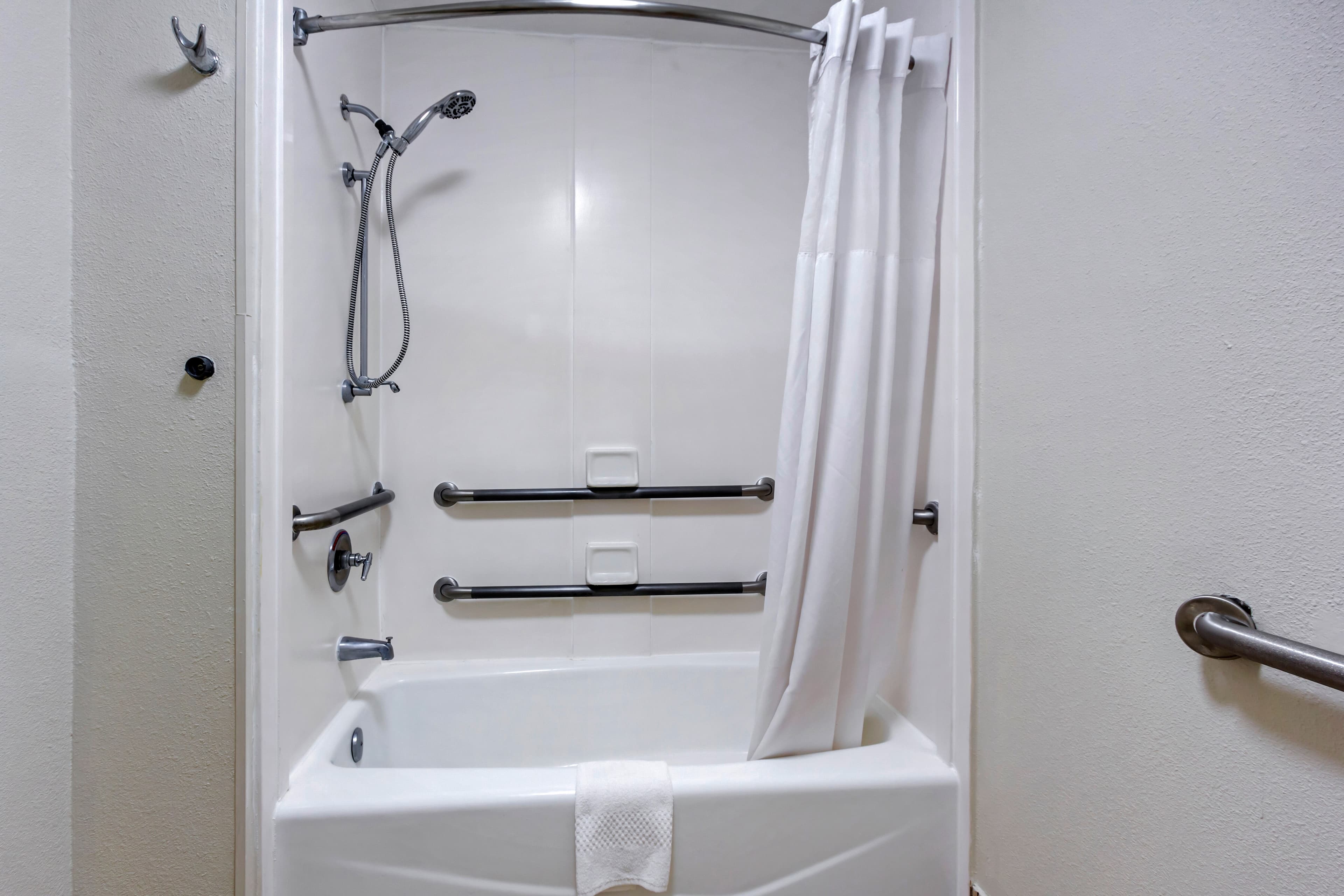 Quality Inn Walterboro I-95 — 34