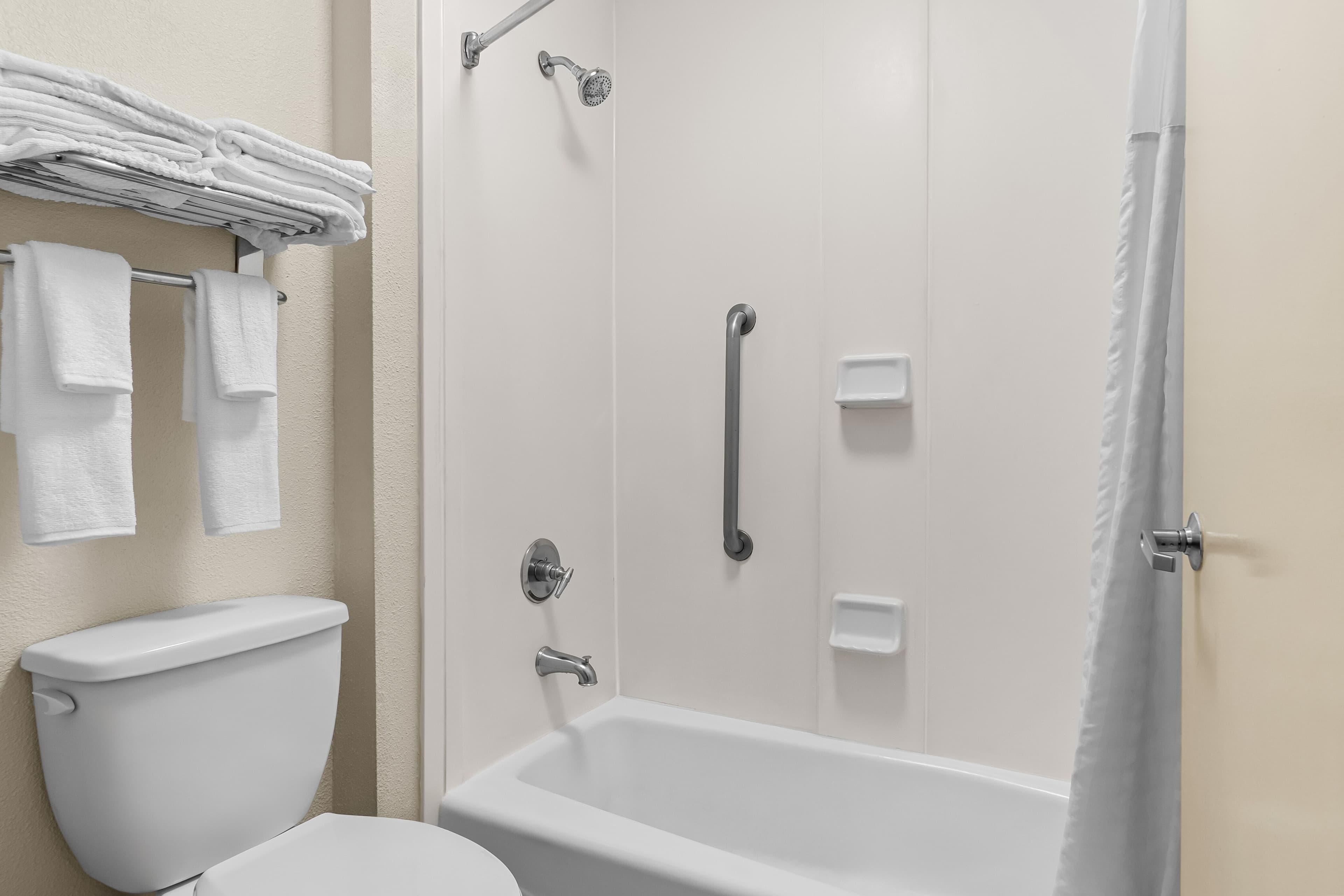 Quality Inn Walterboro I-95 — 10
