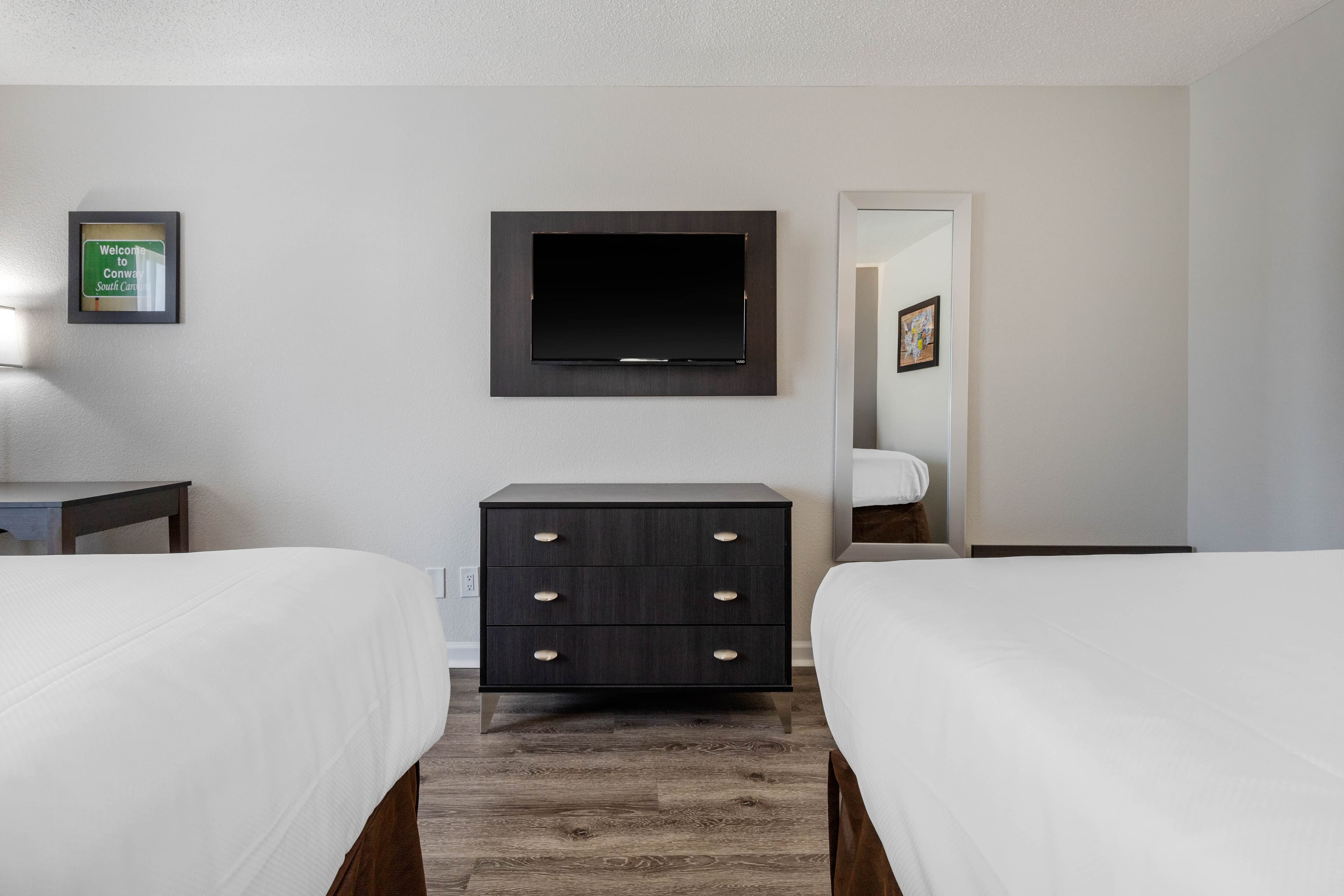 Econo Lodge At The University — 10