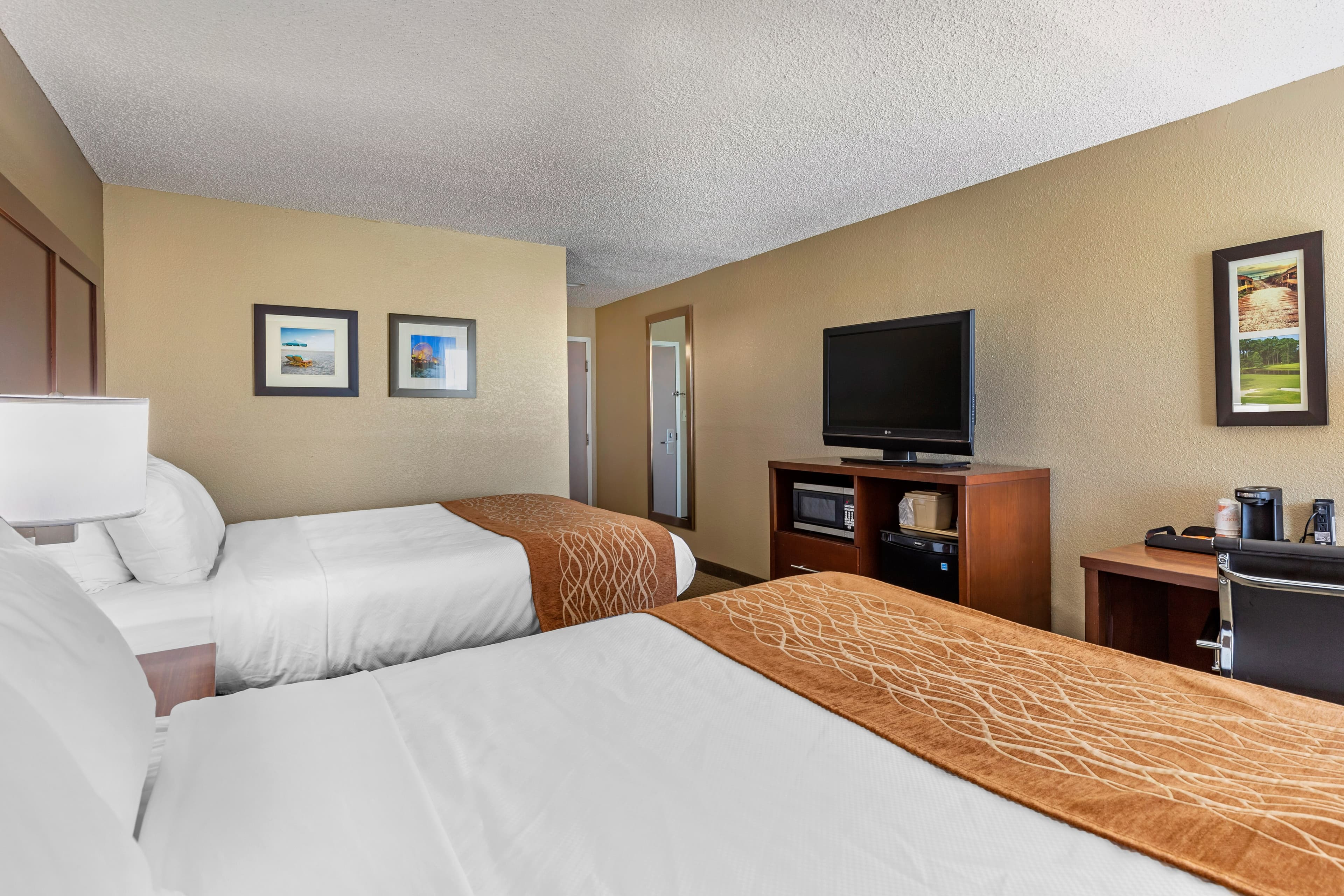 Comfort Inn N Myrtle Beach Barefoot Landing — 14