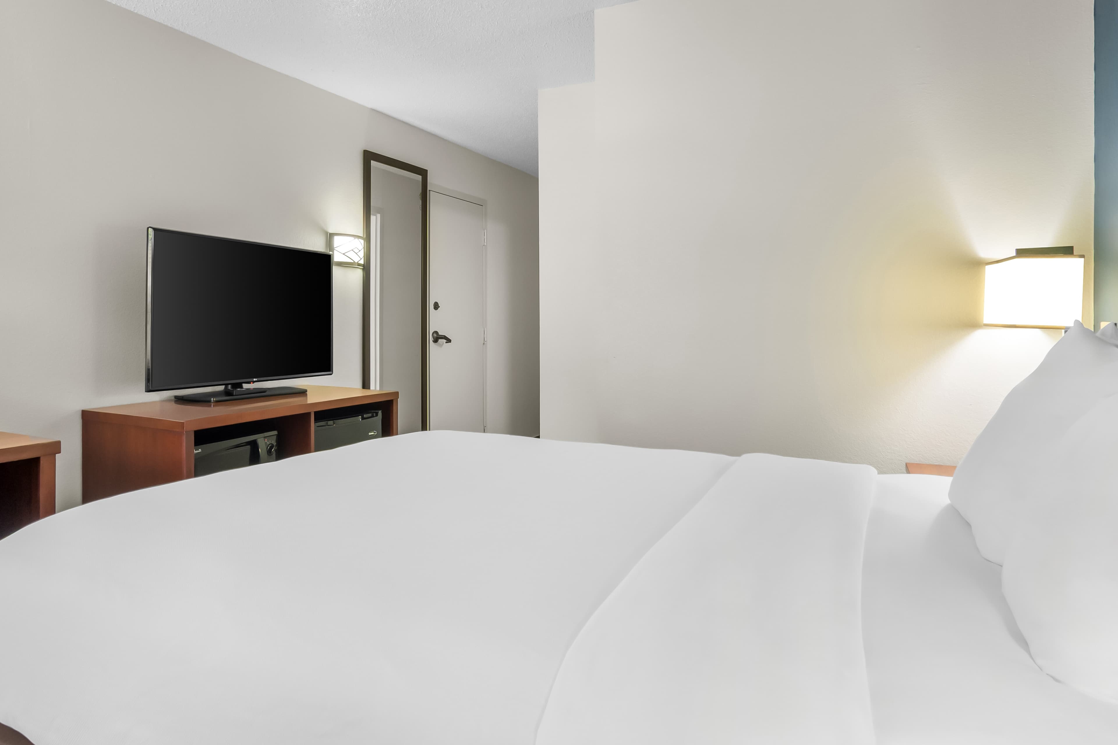 Comfort Inn Greenville - Haywood Mall - Image 4