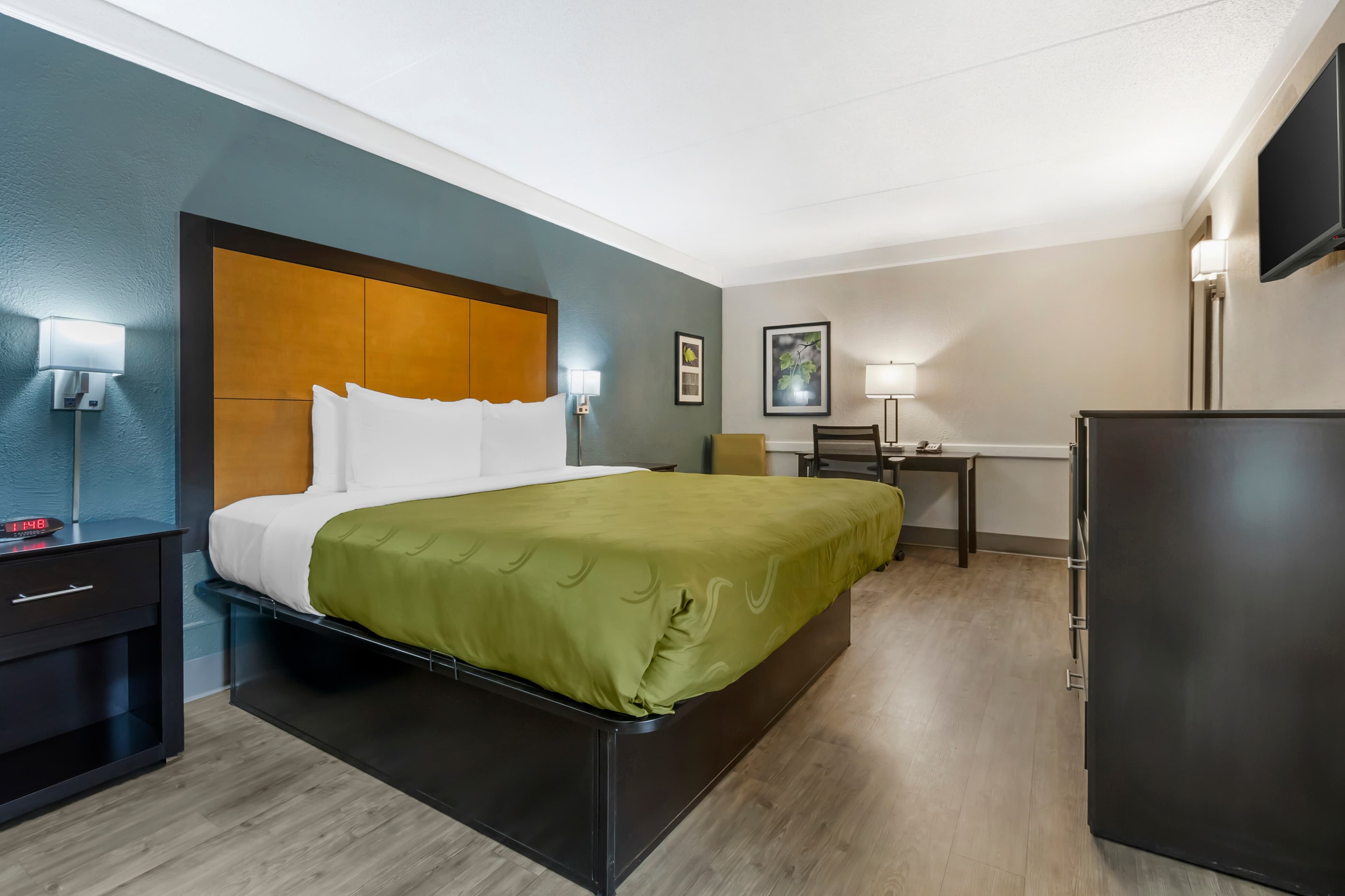Quality Inn & Suites North Charleston - Ashley Phosphate — 6