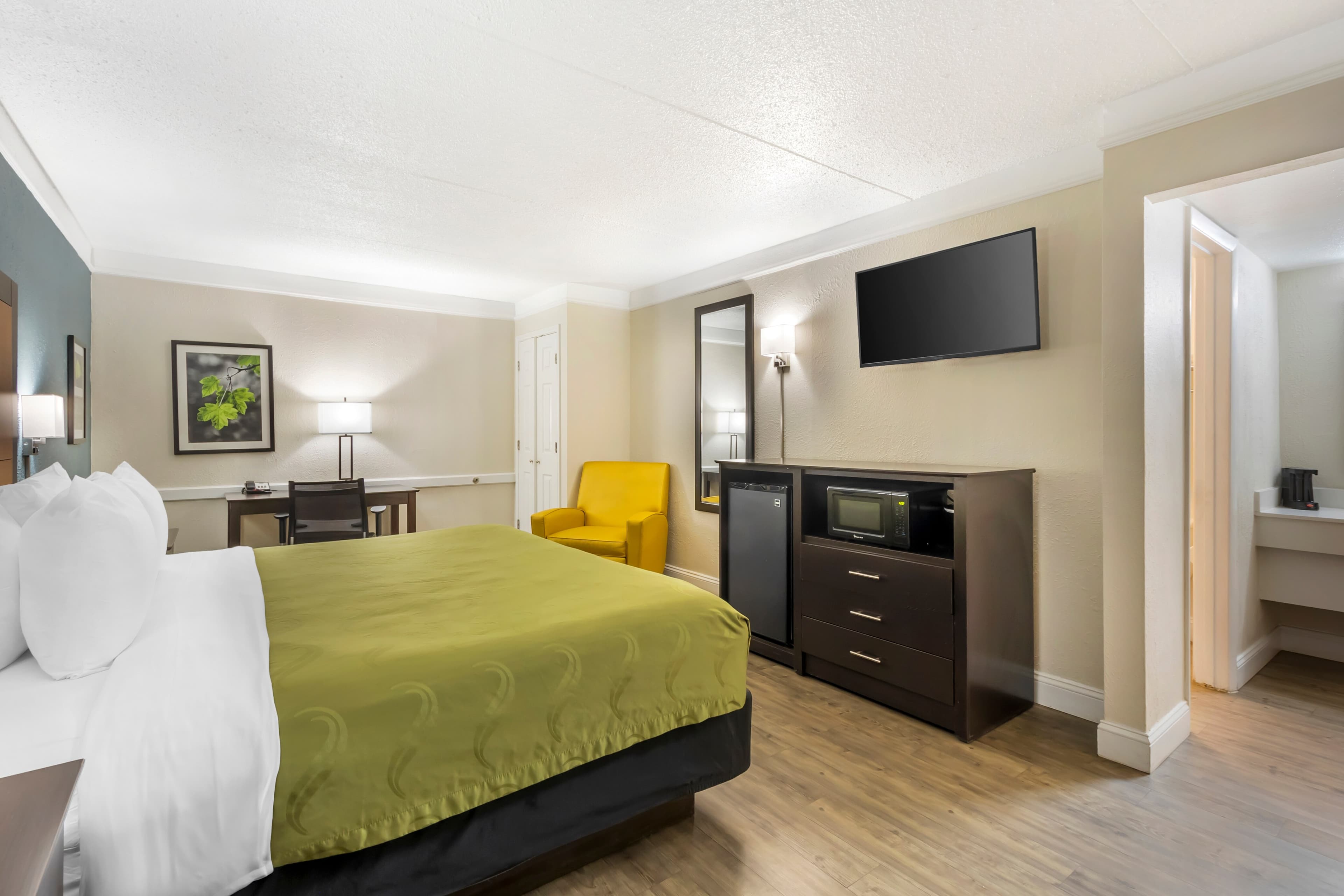Quality Inn & Suites North Charleston - Ashley Phosphate — 13