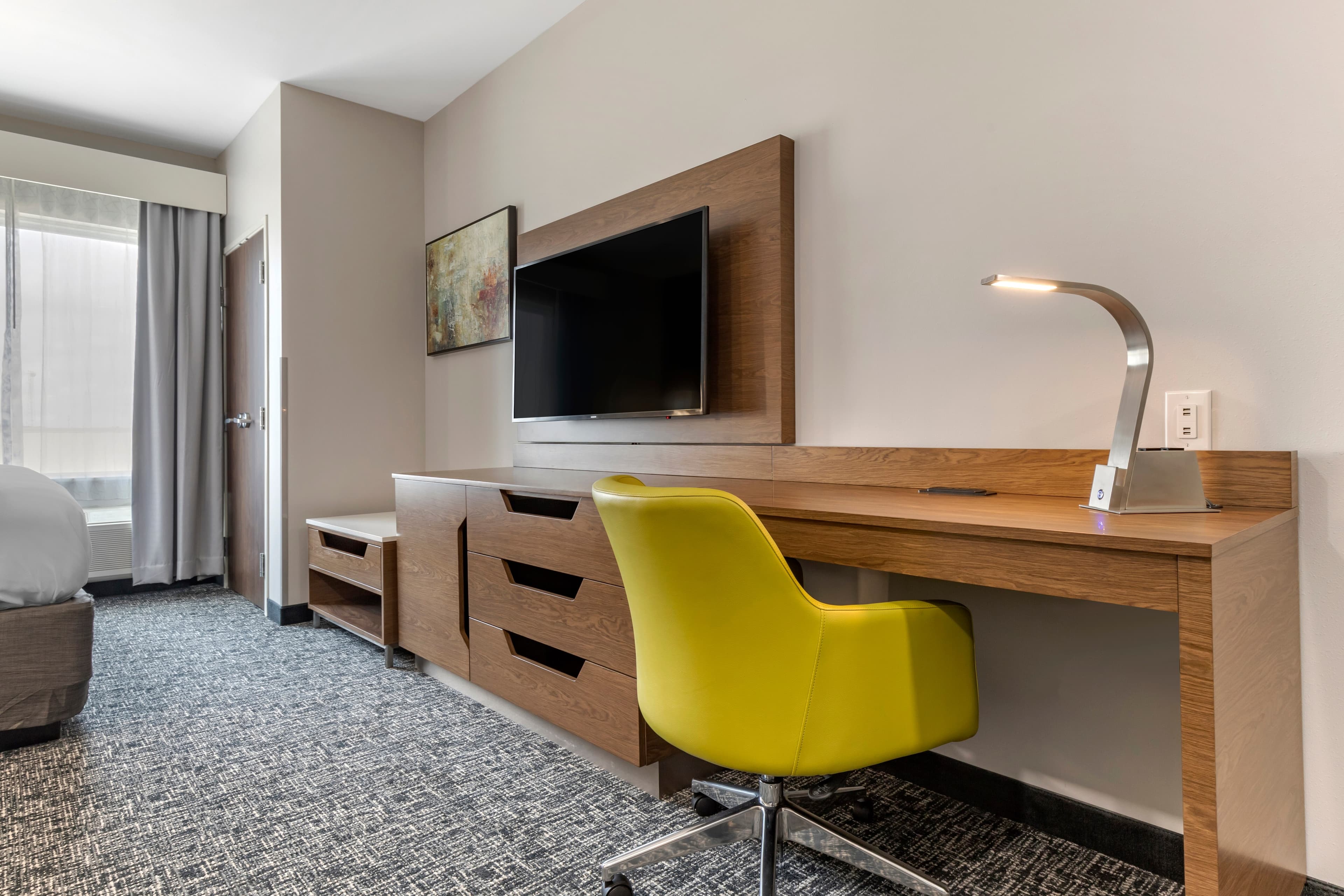 Comfort Suites Greenville Airport - Image 4