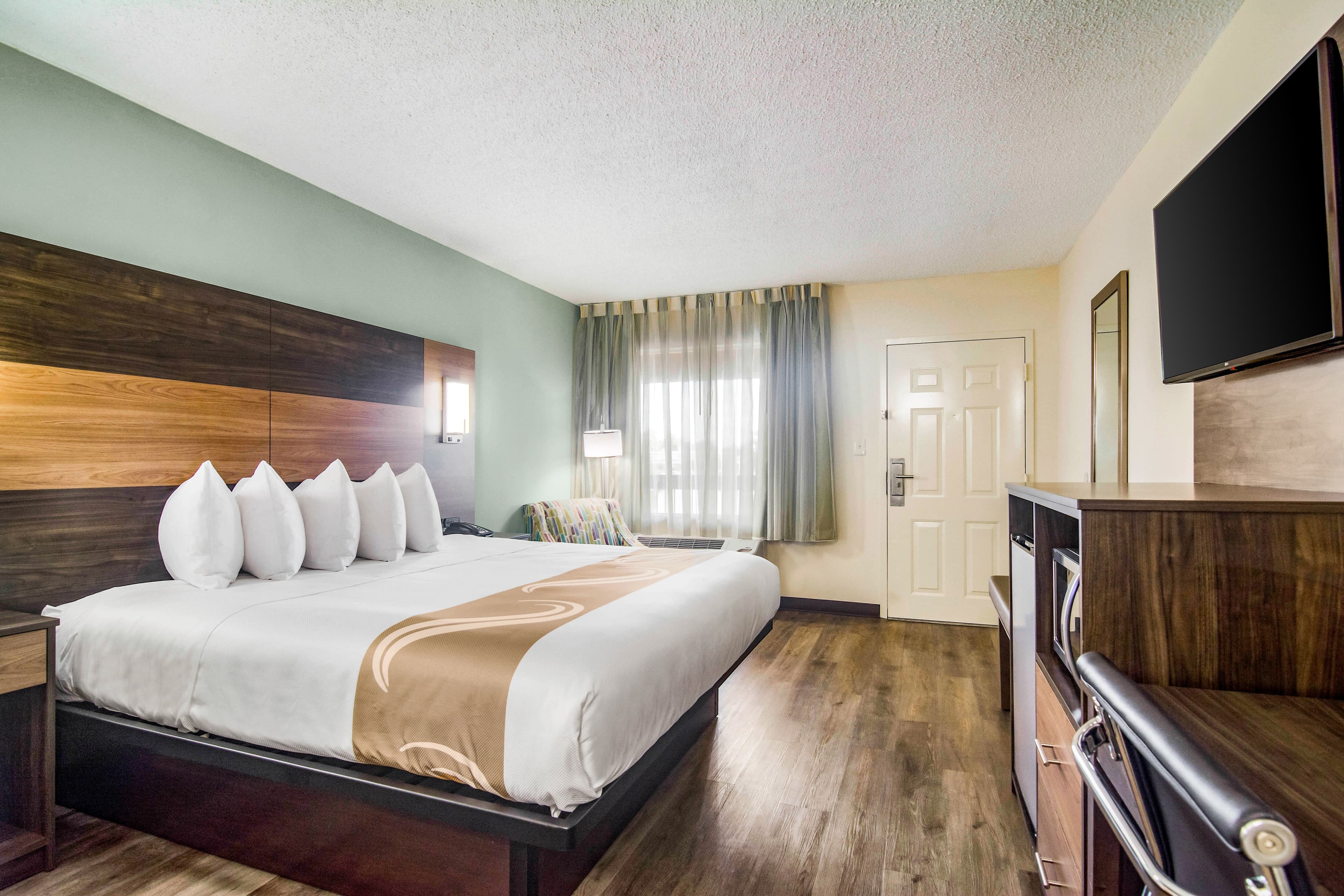 Quality Inn & Suites Lake City — 9