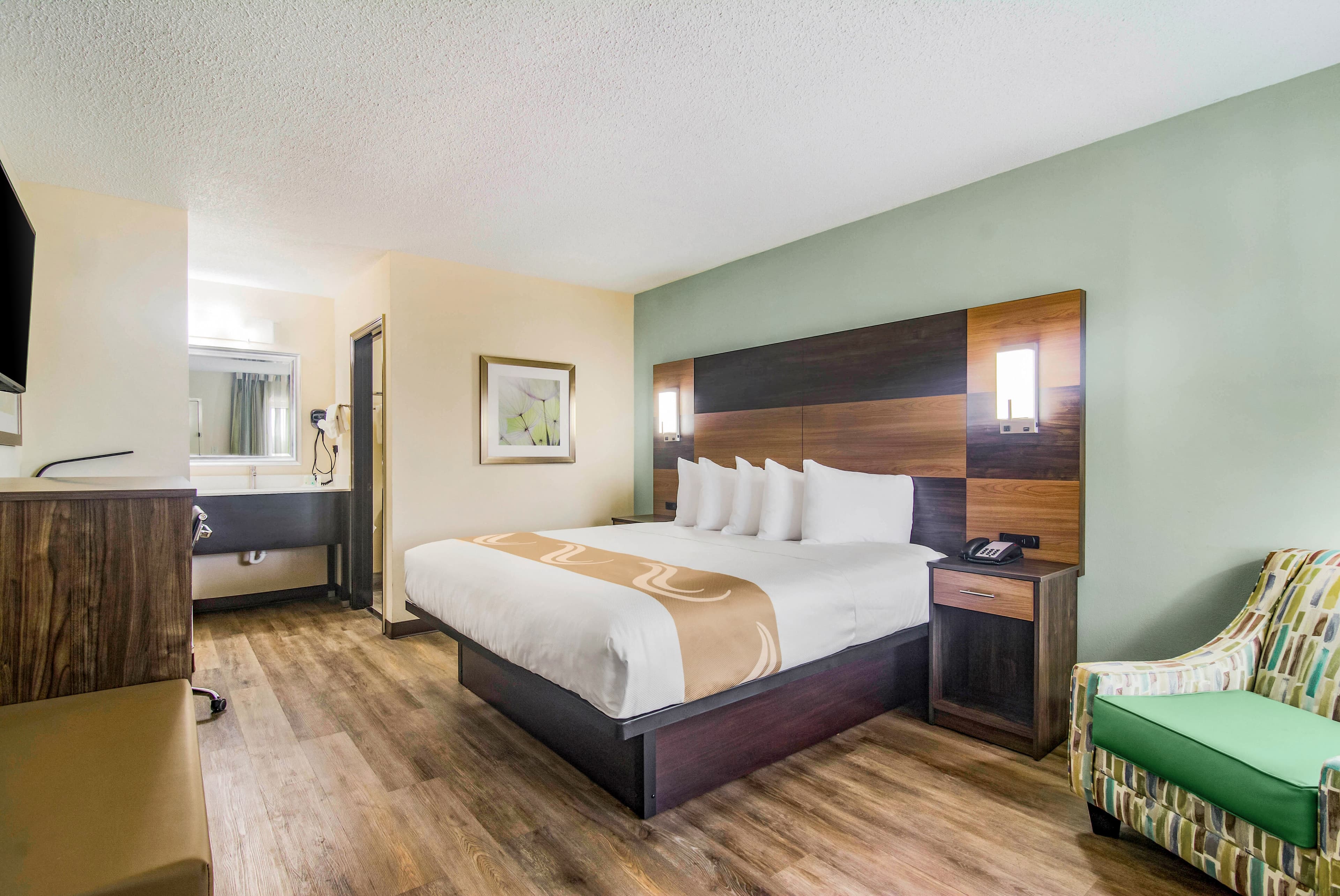 Quality Inn & Suites Lake City — 10