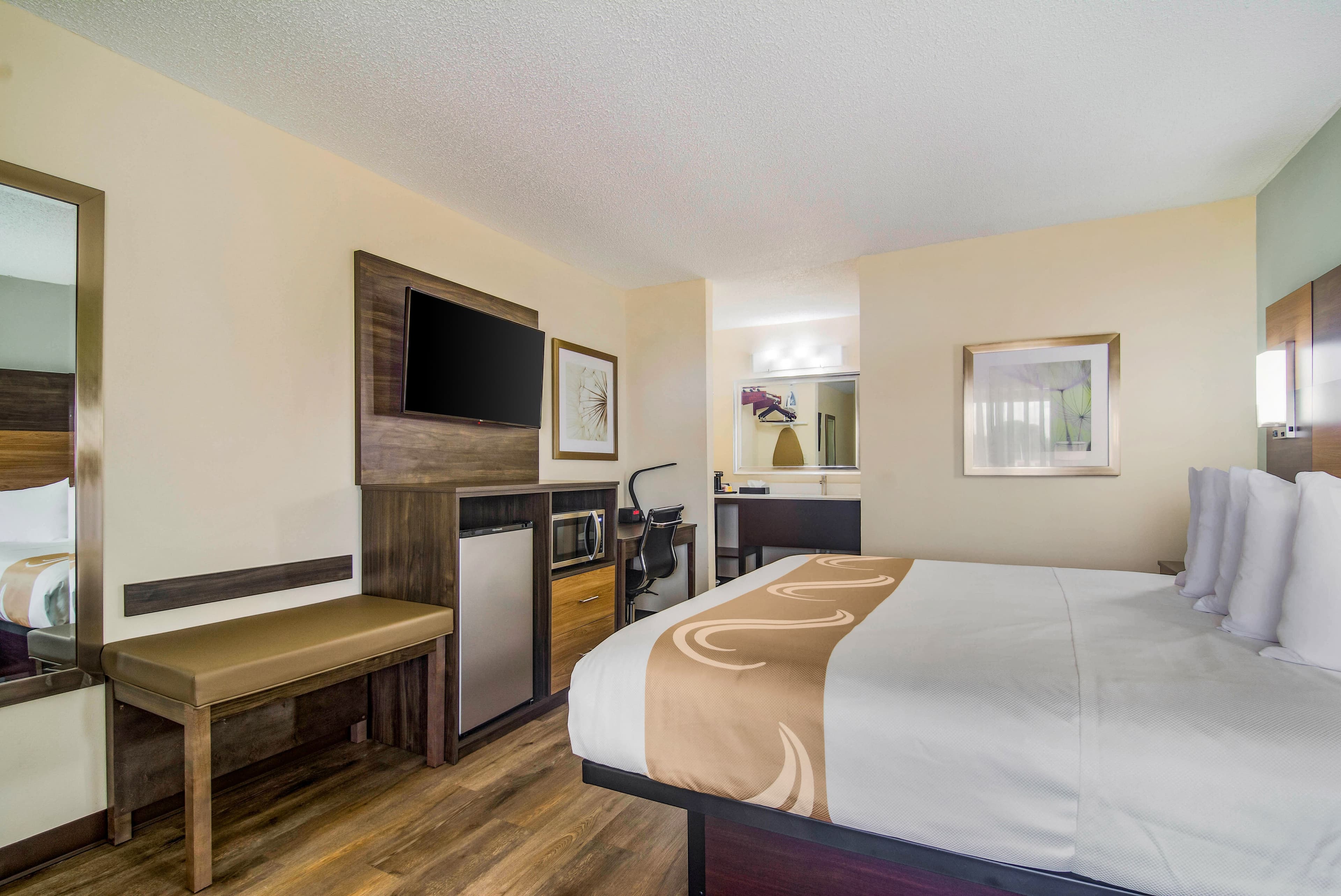 Quality Inn & Suites Lake City — 11
