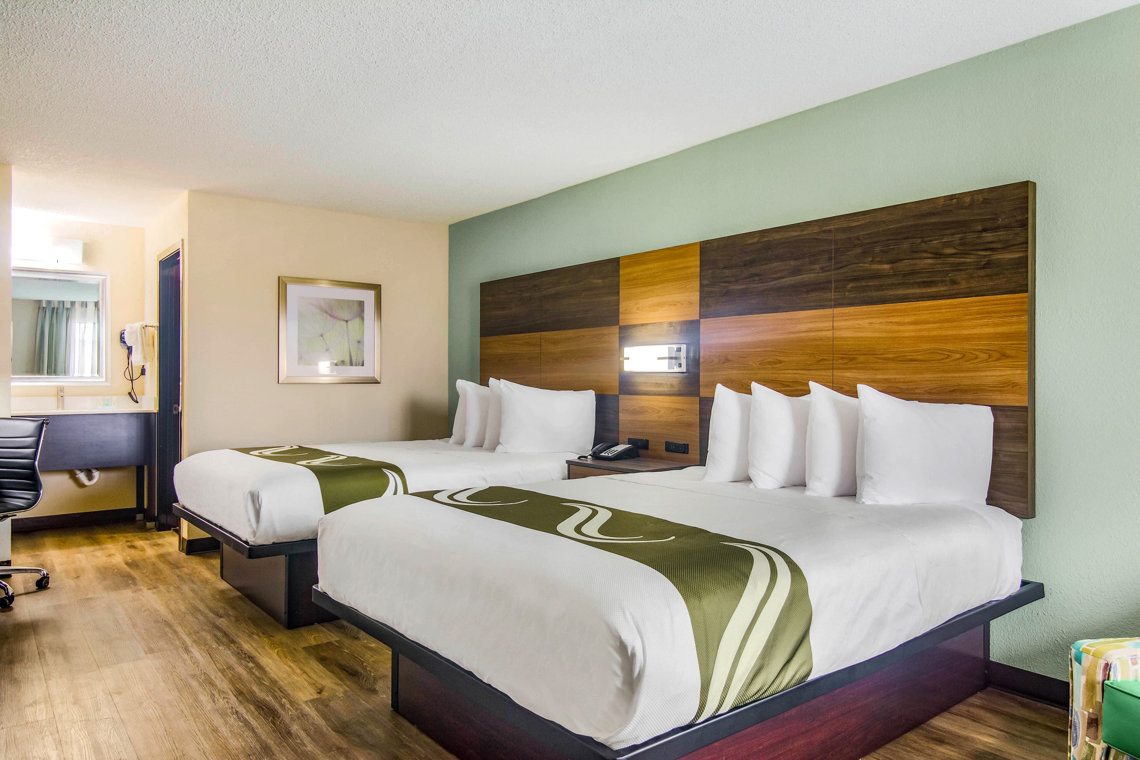 Quality Inn & Suites Lake City — 13