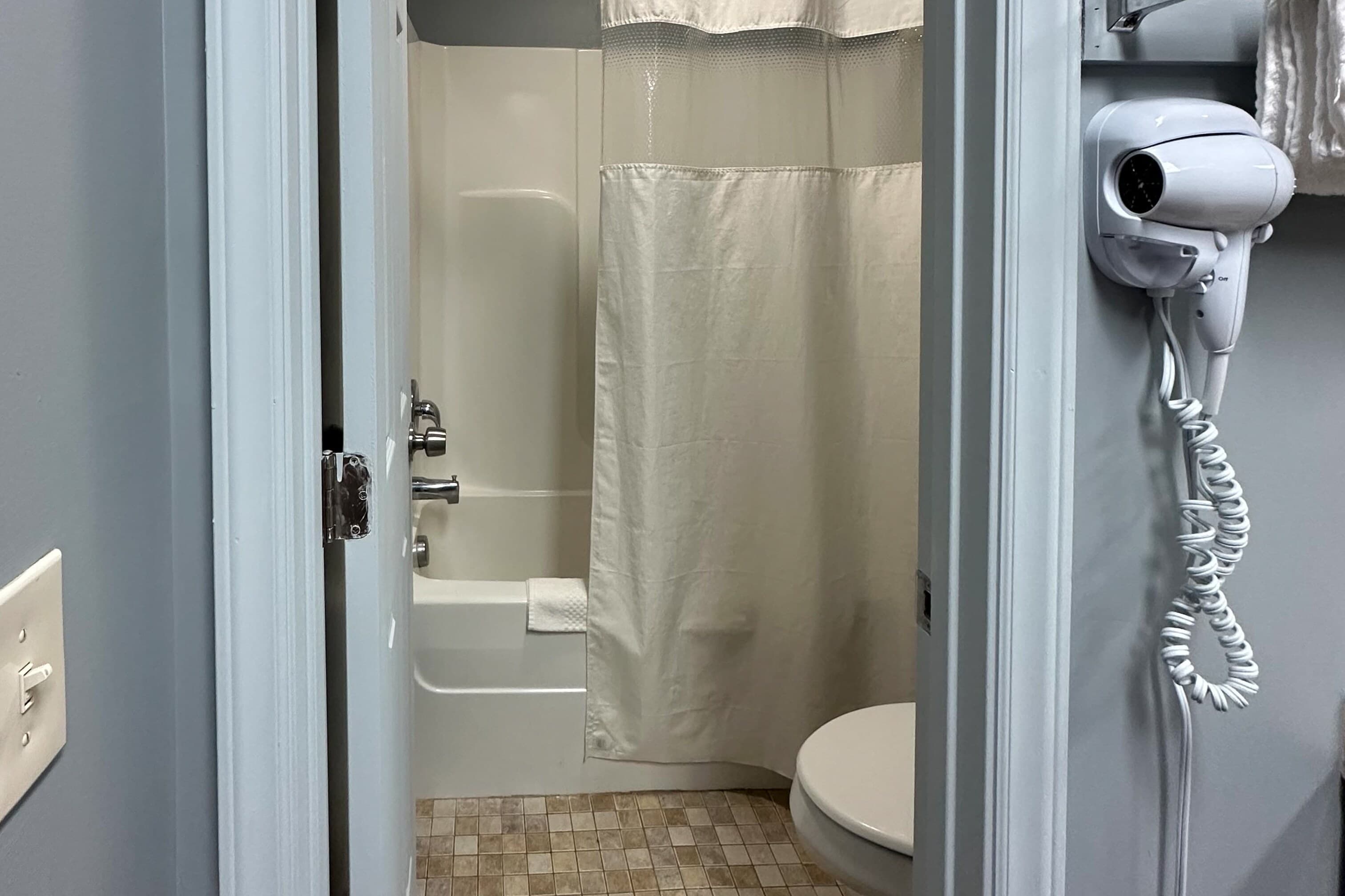 Rodeway Inn & Suites Walhalla — 12