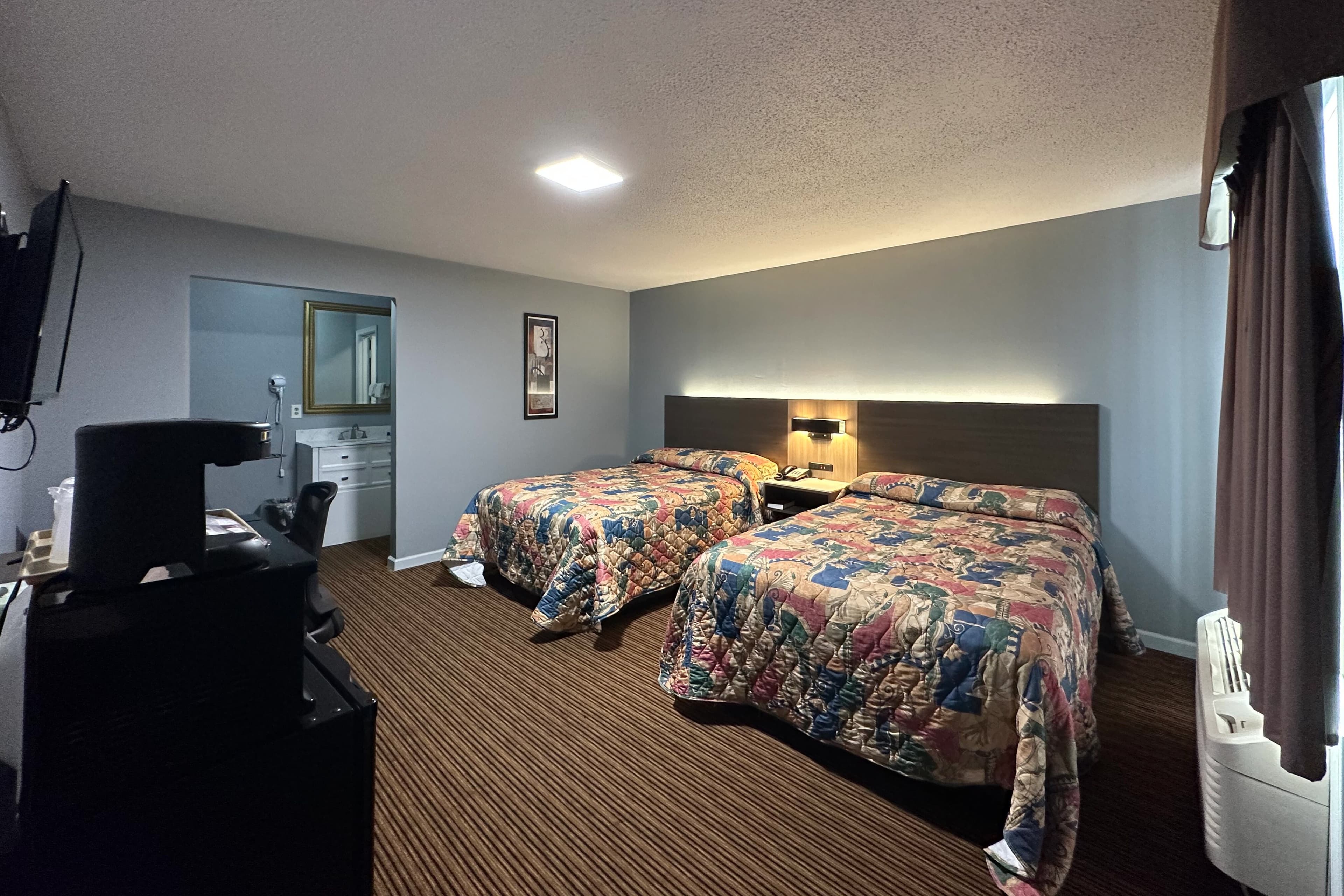 Rodeway Inn & Suites Walhalla — 38