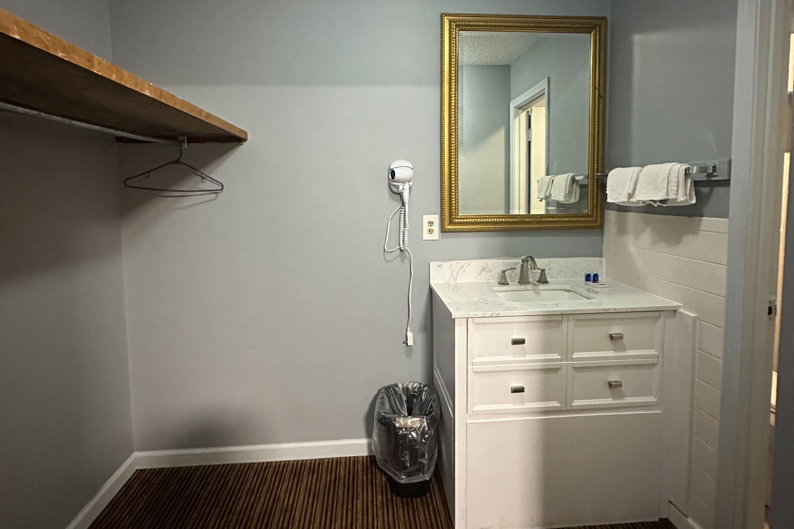 Rodeway Inn & Suites Walhalla — 42