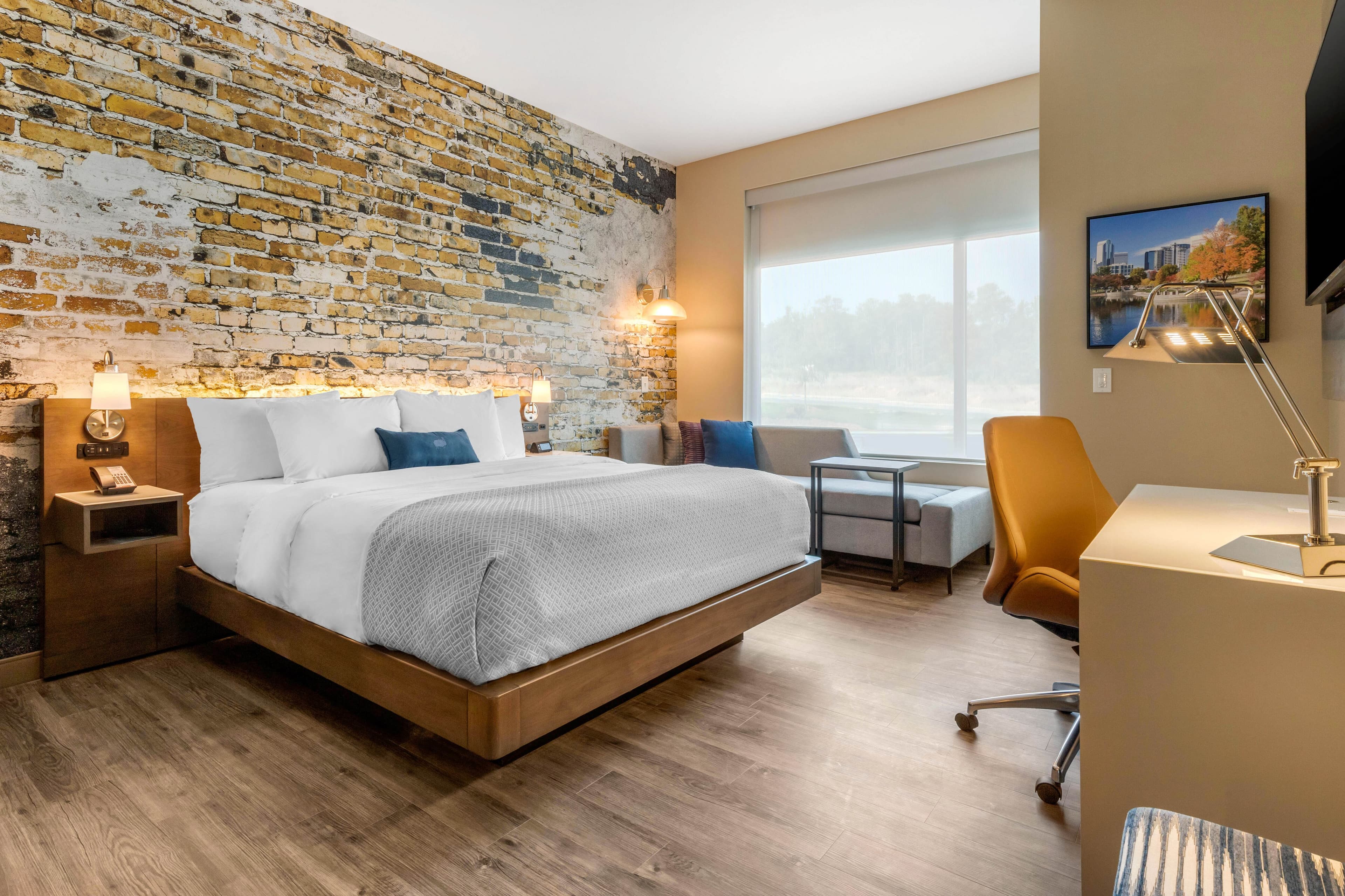 Cambria Hotel Fort Mill - Image 3