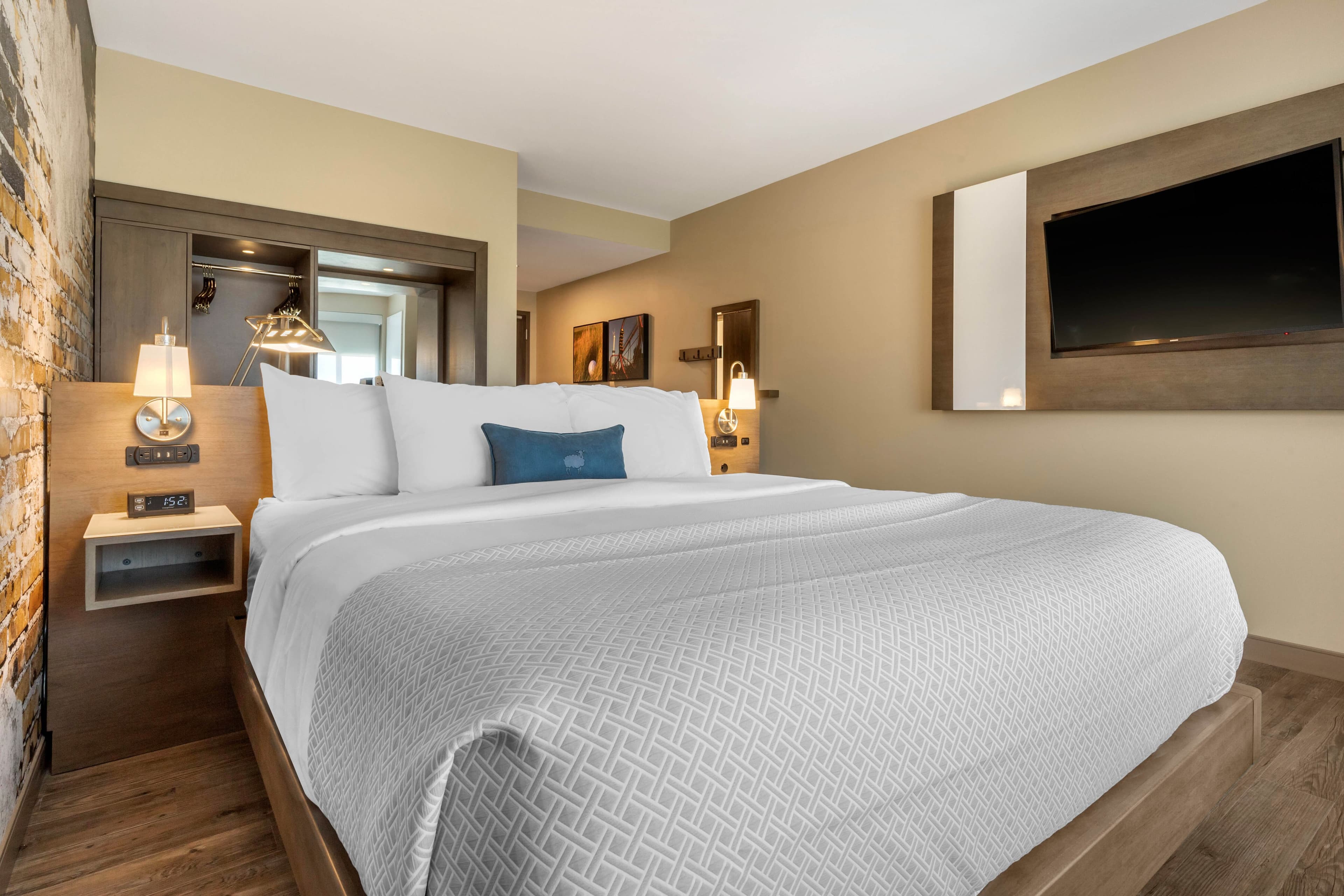 Cambria Hotel Fort Mill — 37