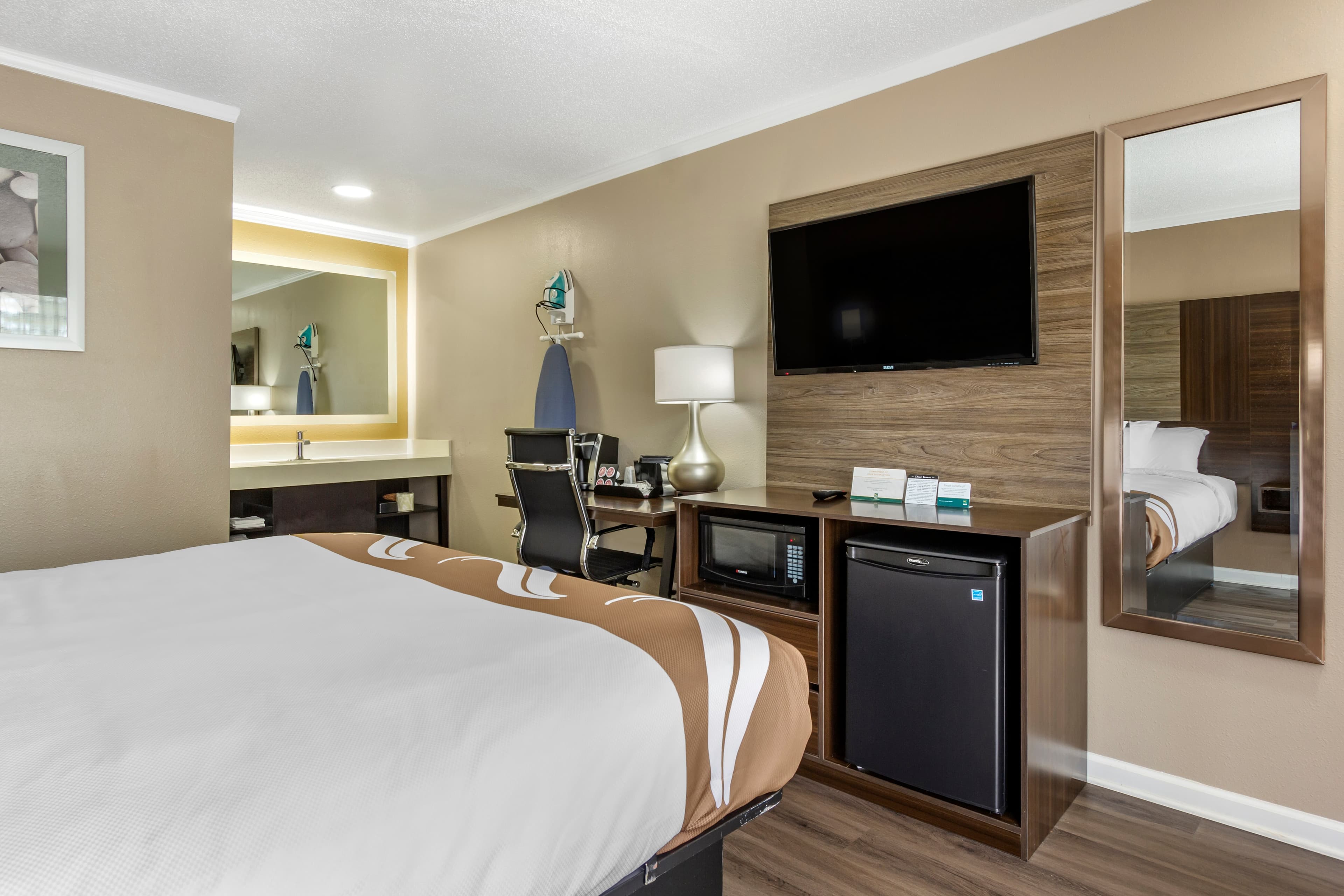 Quality Inn & Suites Pawleys Island — 8
