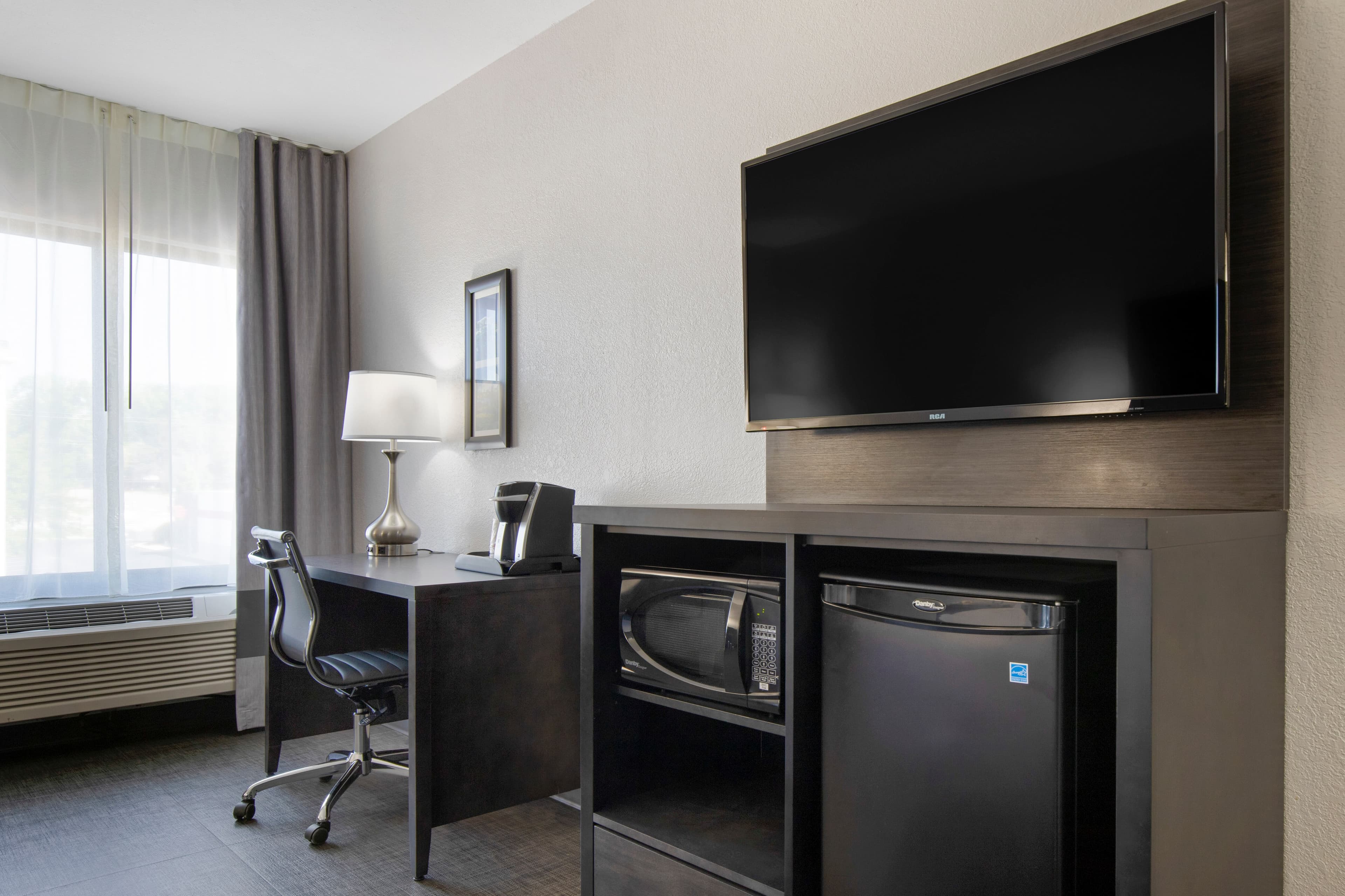Comfort Inn & Suites Greer - Greenville - Image 4