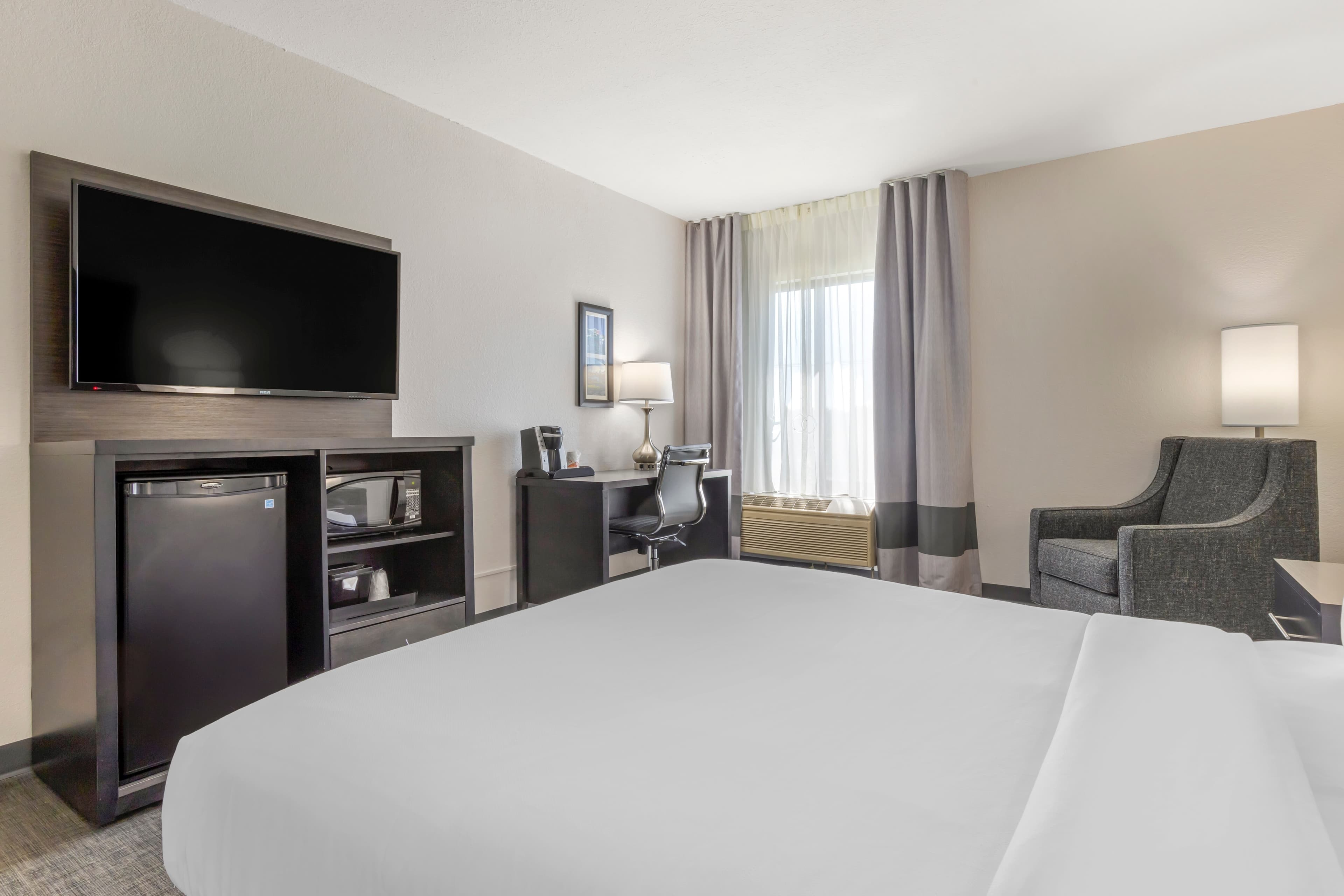 Comfort Inn & Suites Greer - Greenville — 10