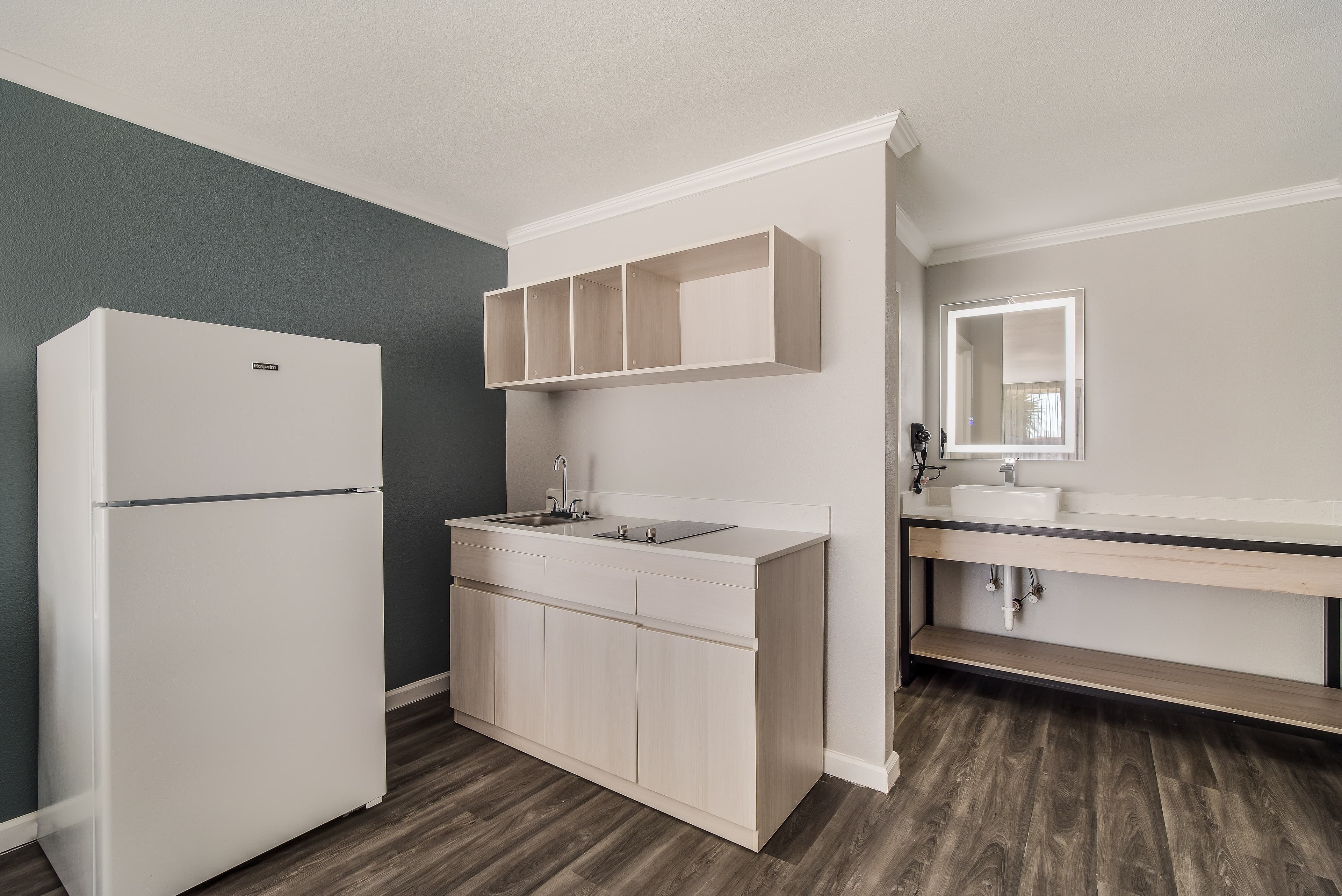 MainStay Suites Florence - Darlington - Image 1