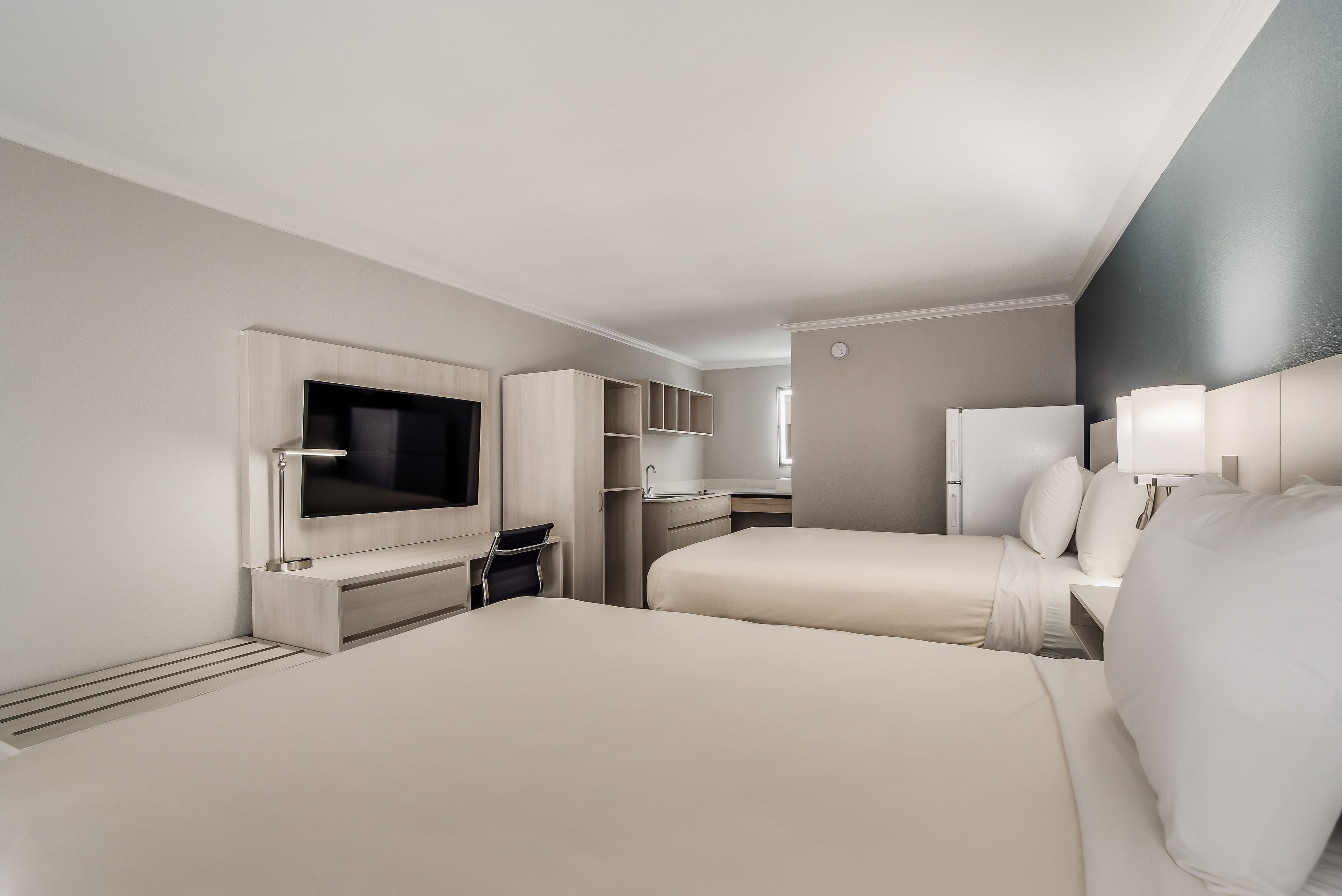 MainStay Suites Florence - Darlington — 10