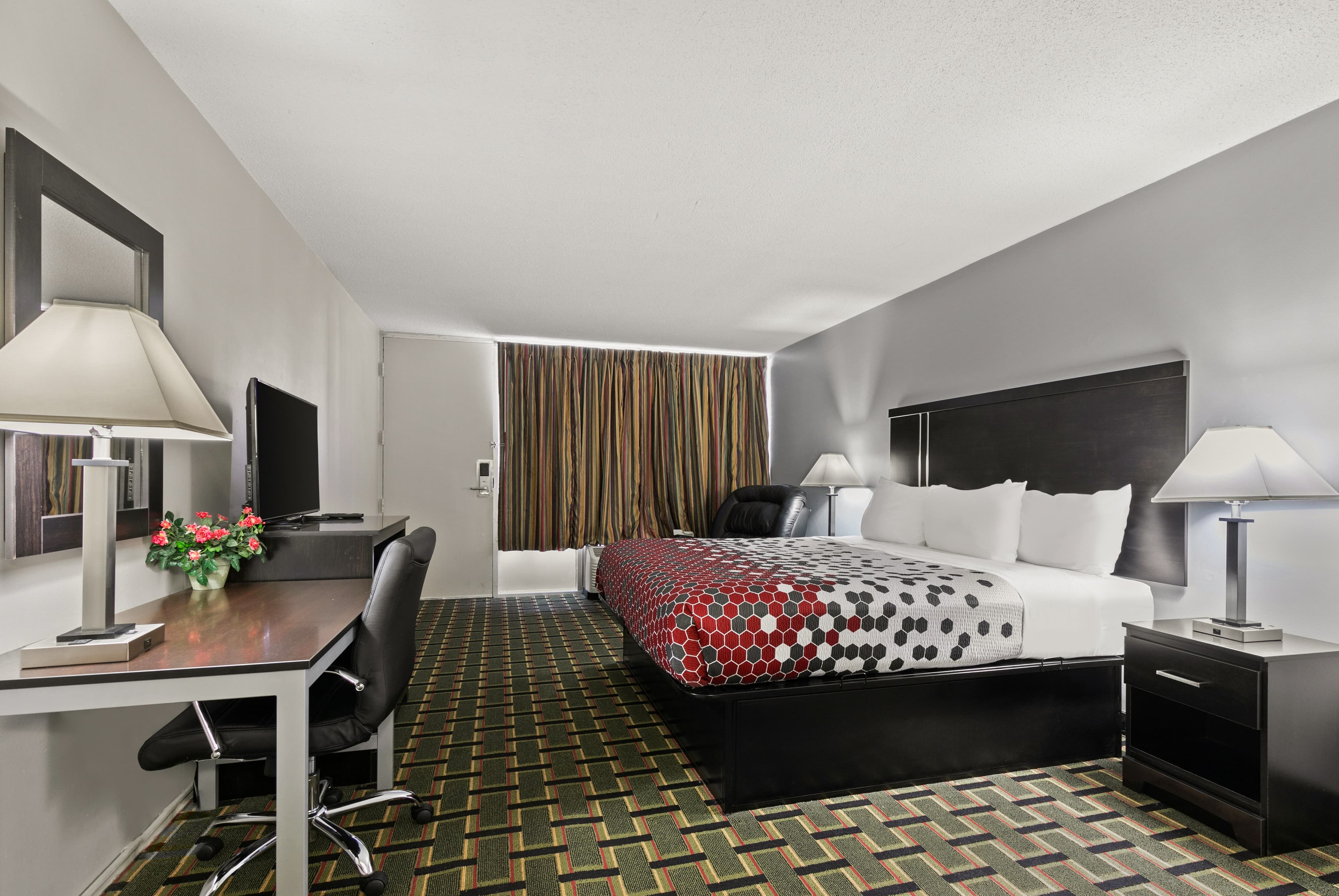 Econo Lodge Clemson - University Area — 6