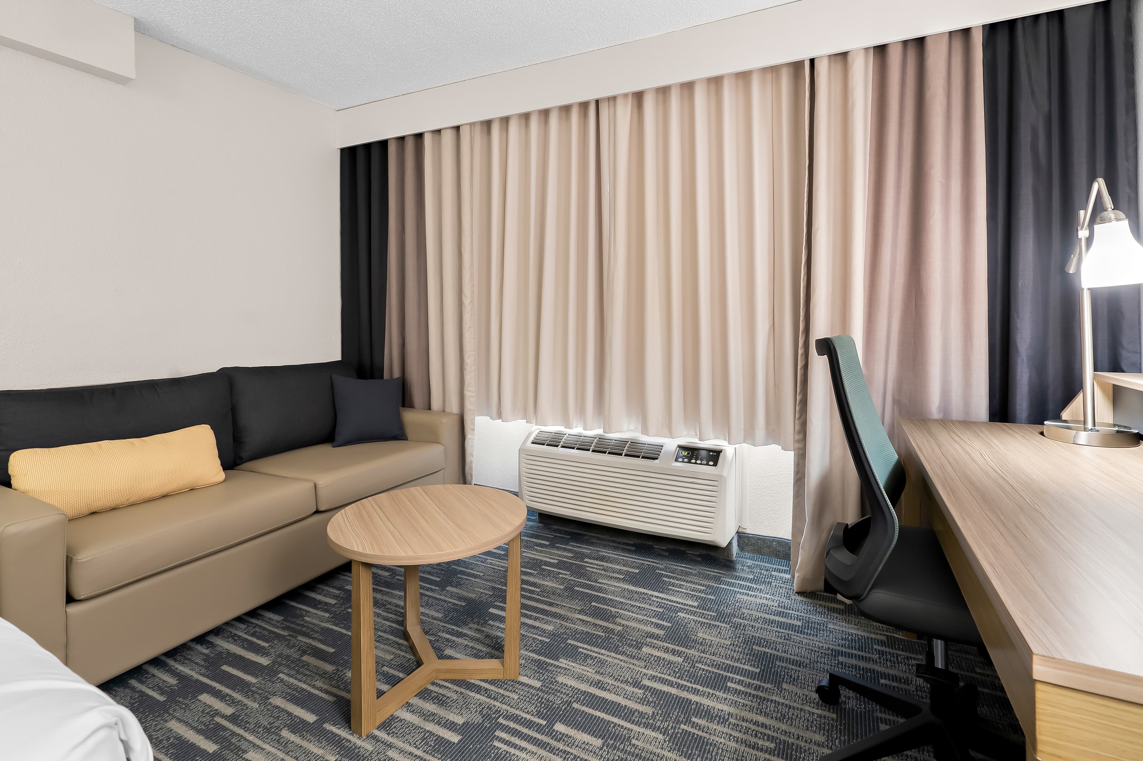 Country Inn & Suites by Radisson, Columbia Airport, SC — 26