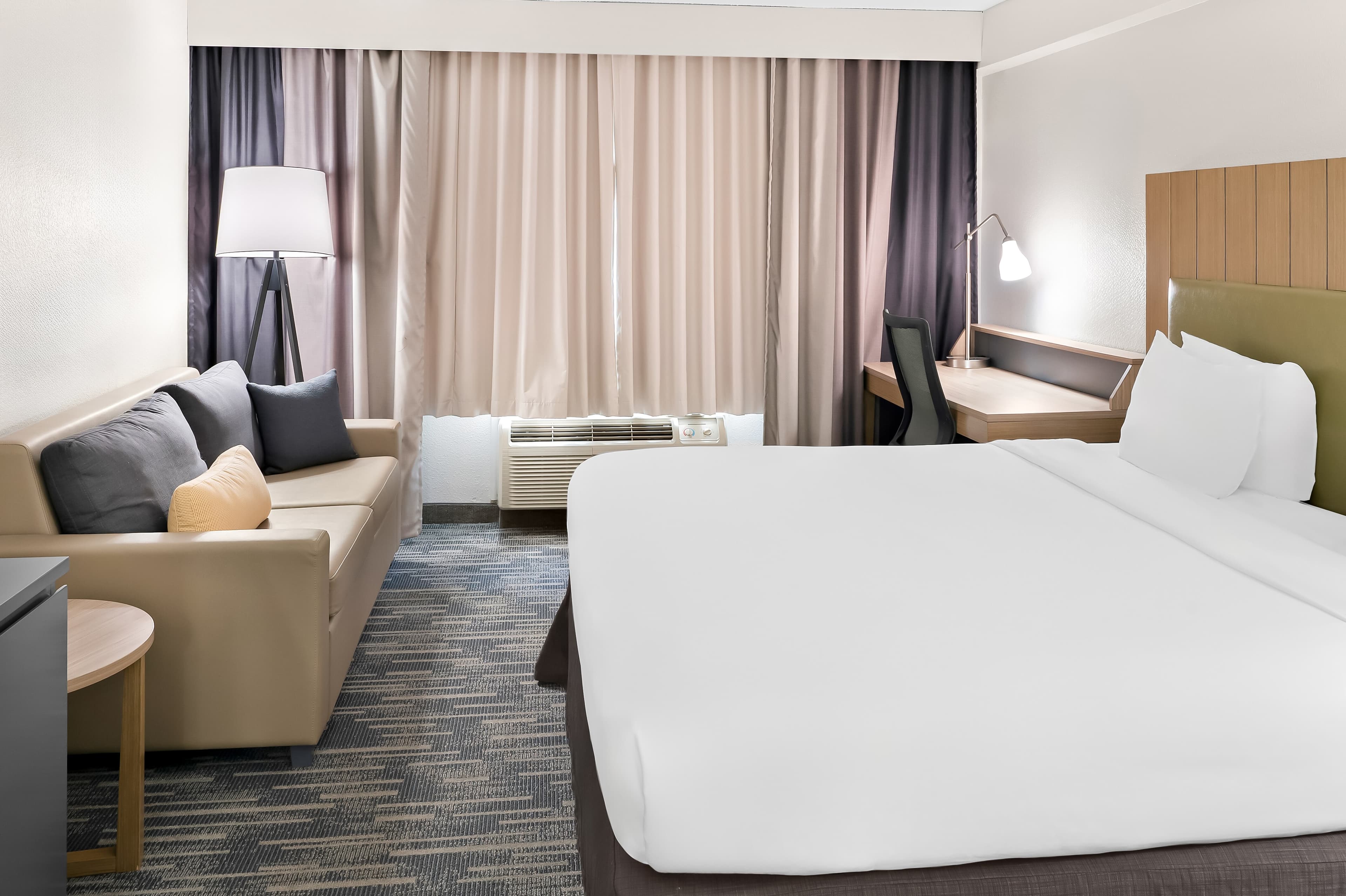 Country Inn & Suites by Radisson, Columbia Airport, SC — 27