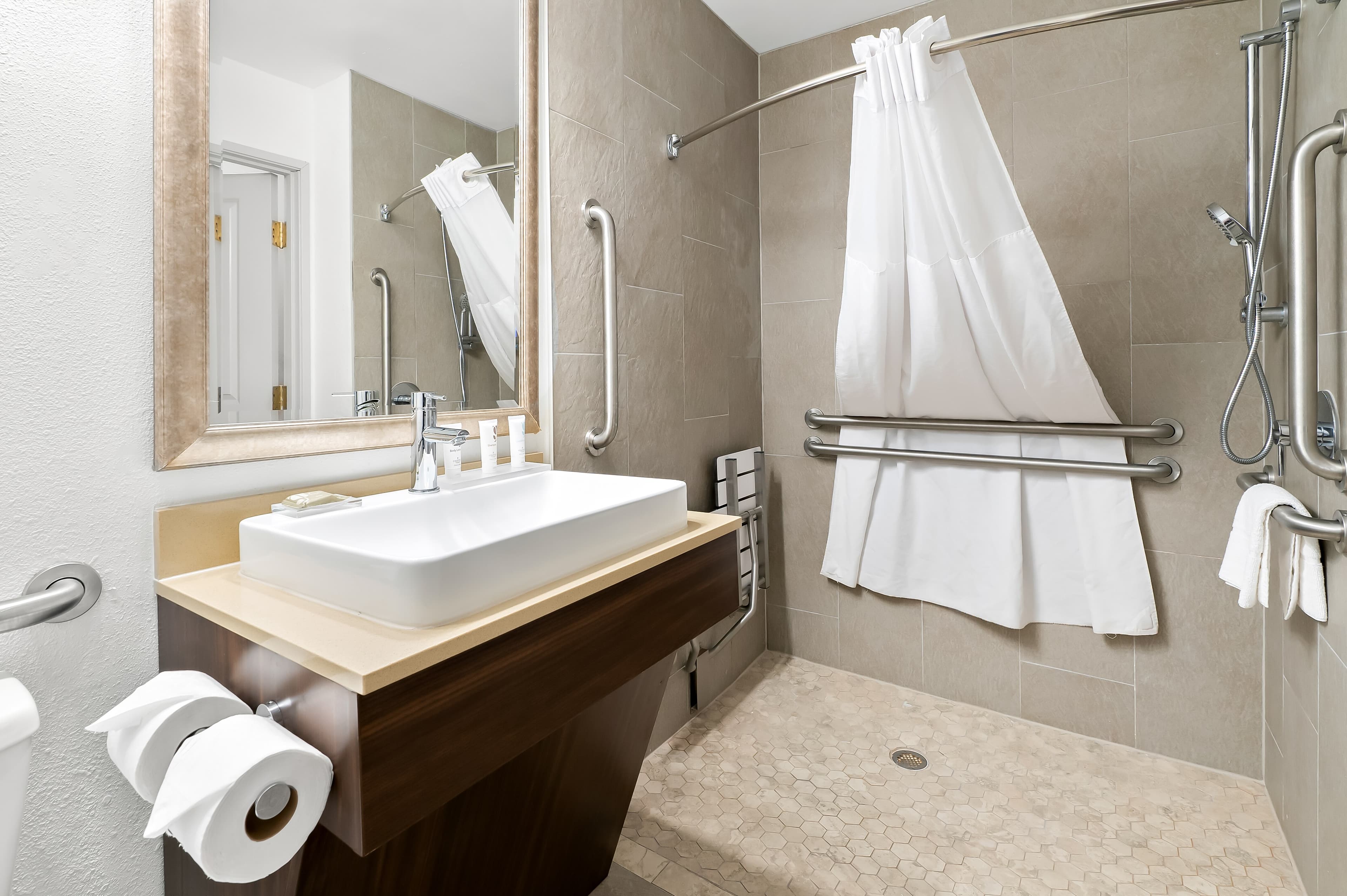 Country Inn & Suites by Radisson, Columbia Airport, SC — 16